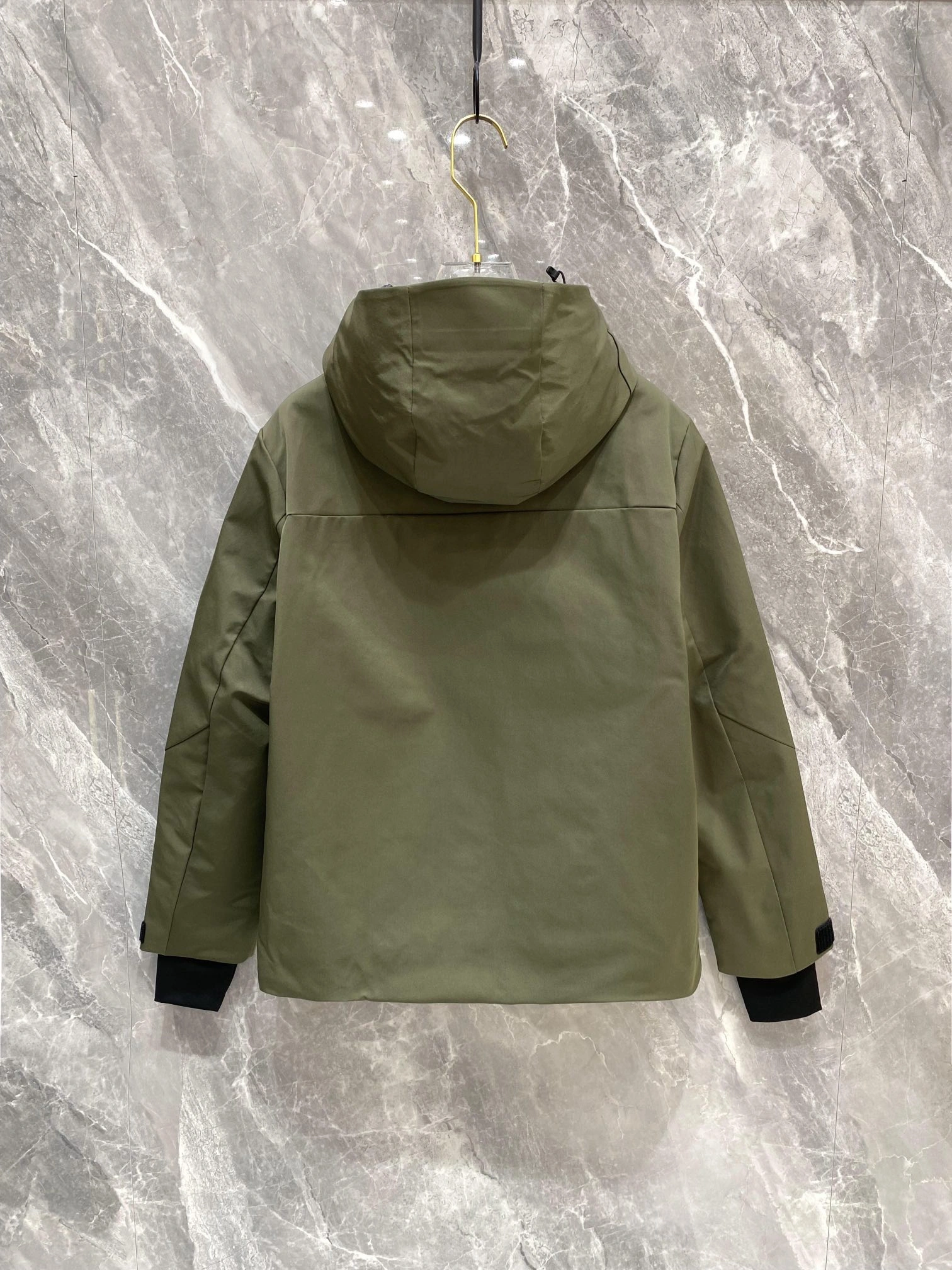 Moncler Down Jackets Sophisticated 146393