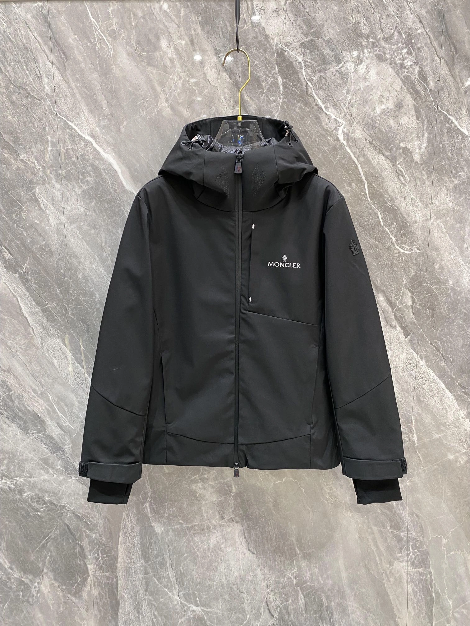 Durable Moncler Down Jackets 146392