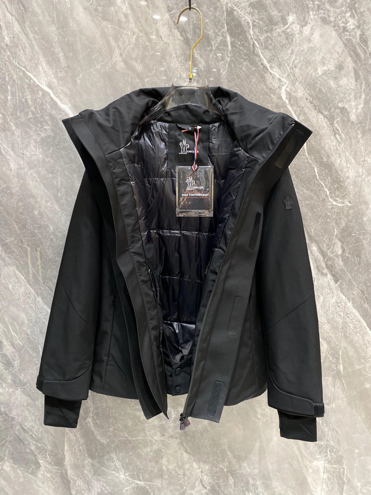 Bold Moncler Down Jackets 146391