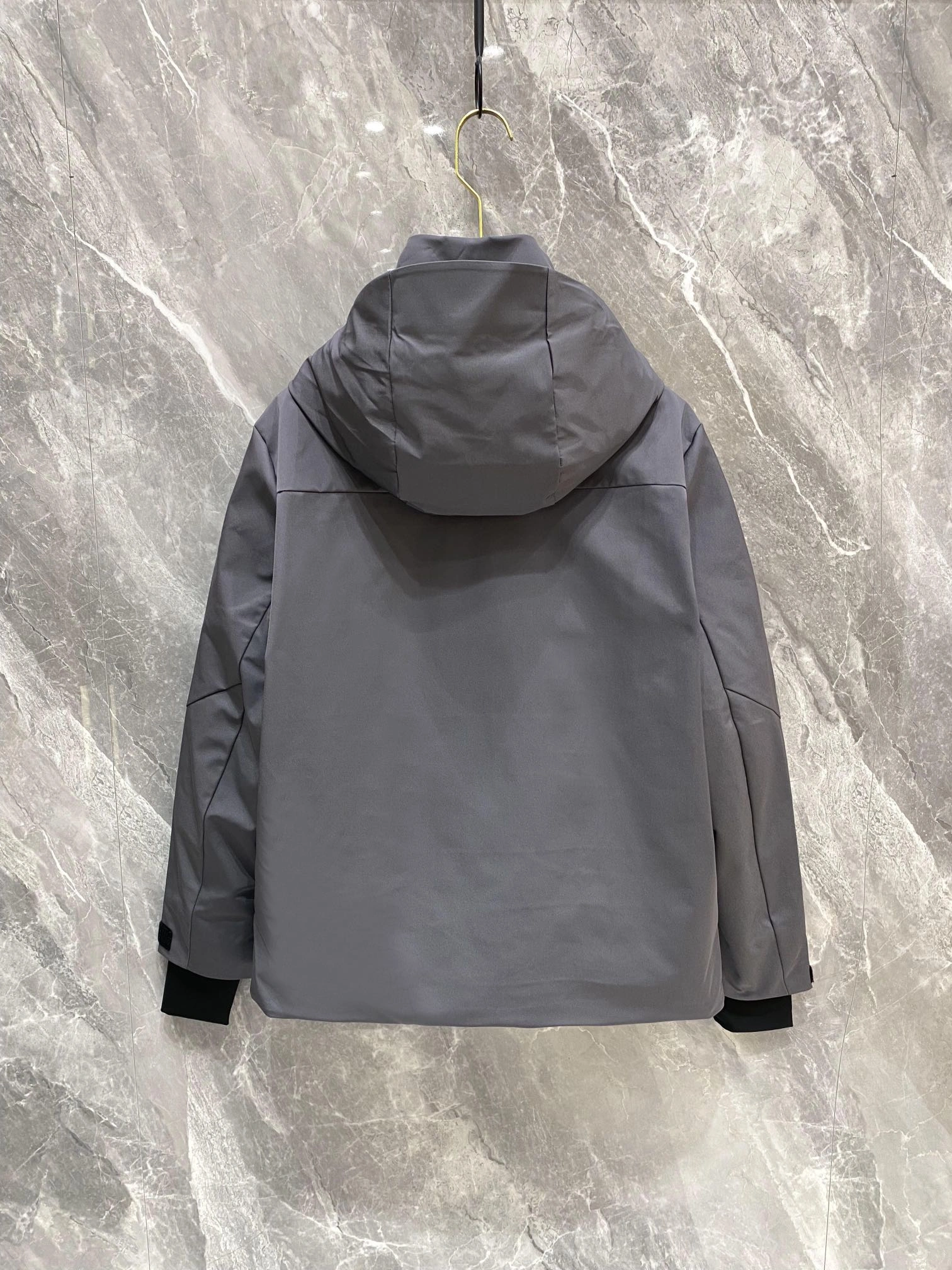 WellDesigned Moncler Down Jackets 146390