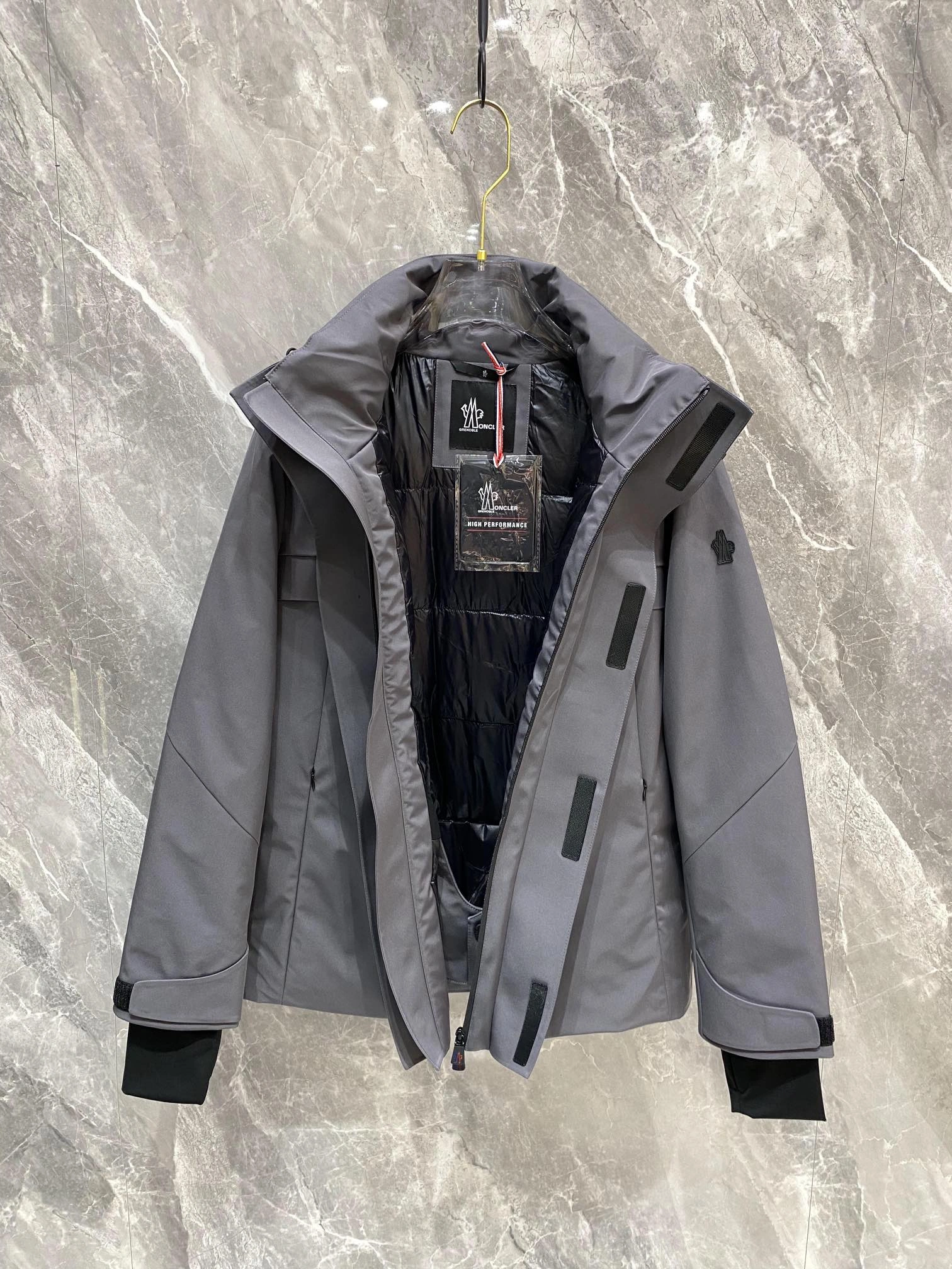 WellDesigned Moncler Down Jackets 146390