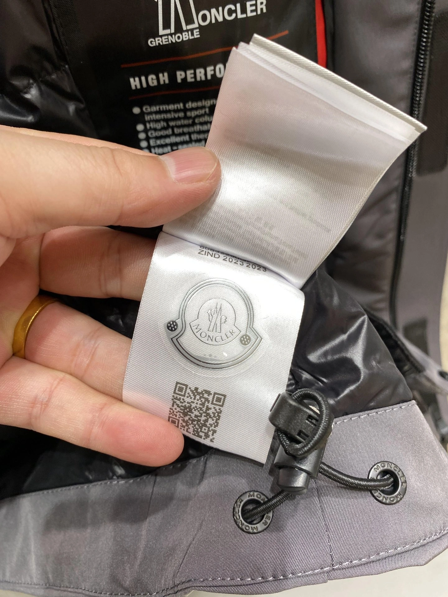 WellDesigned Moncler Down Jackets 146390