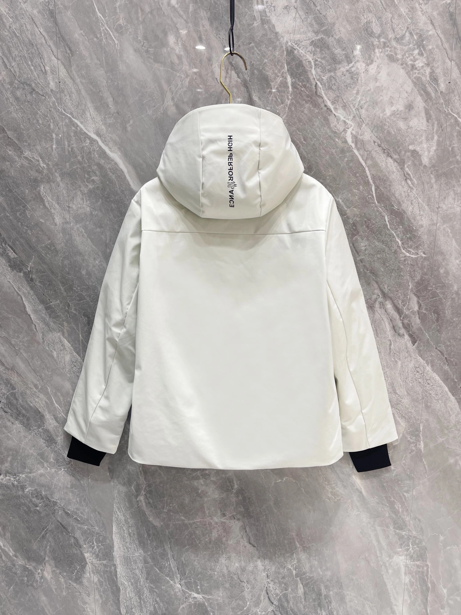 Unisex Moncler Down Jackets 146385