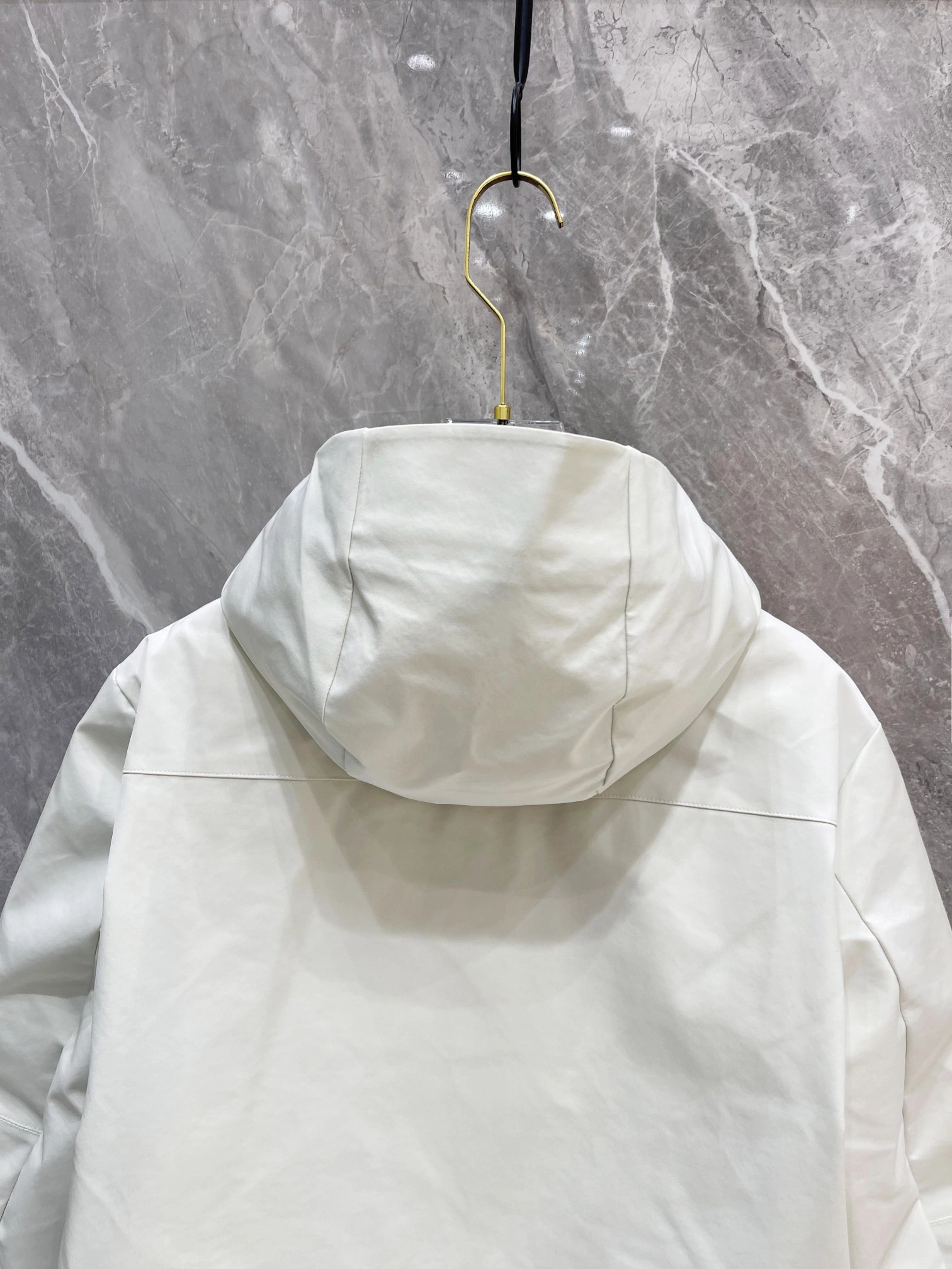 Unisex Moncler Down Jackets 146381