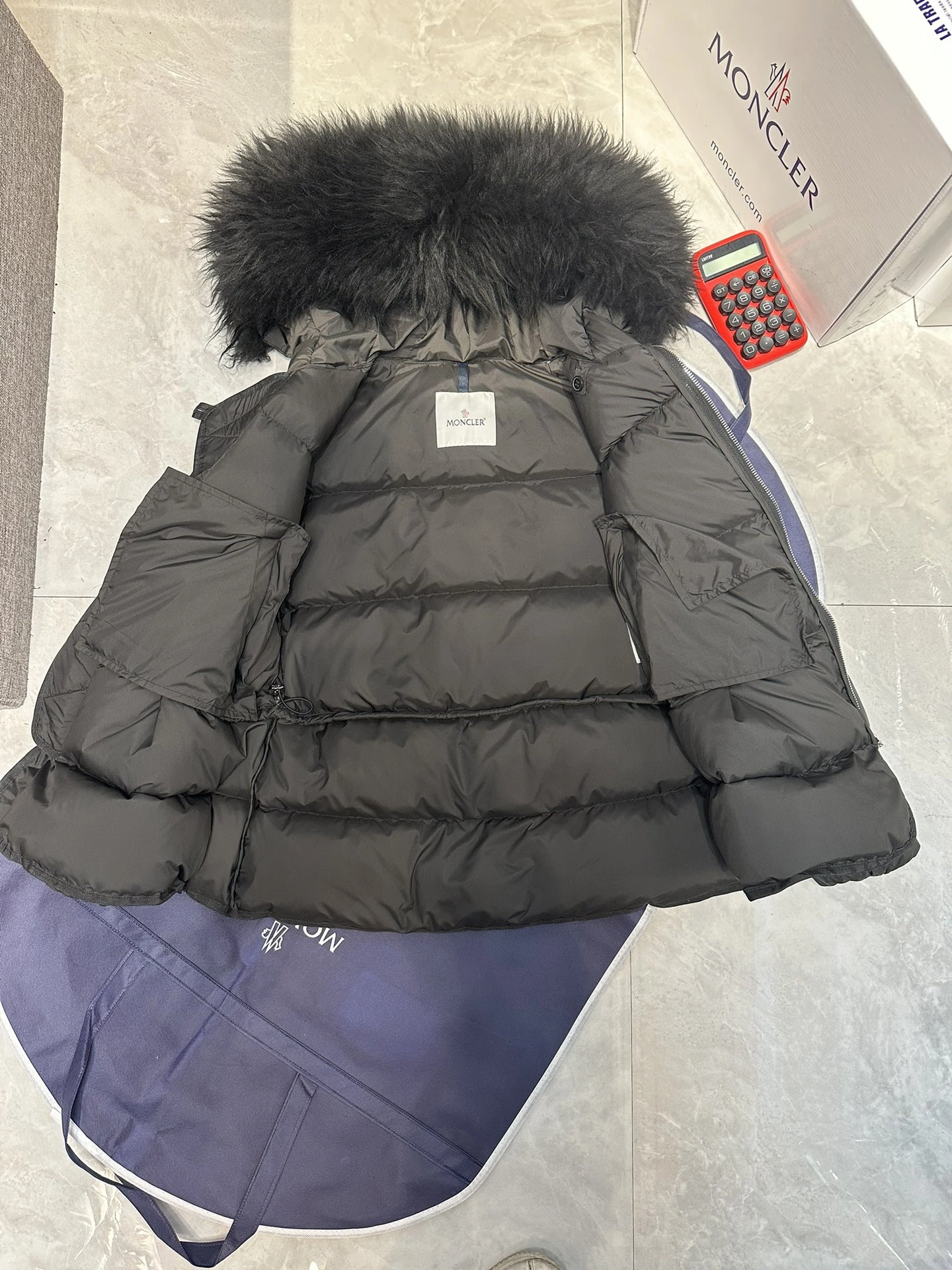 Moncler Down Jackets Original 146377