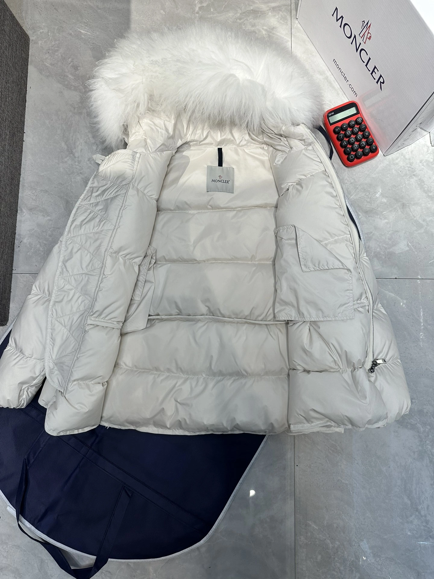 Moncler Down Jackets Chic 146379
