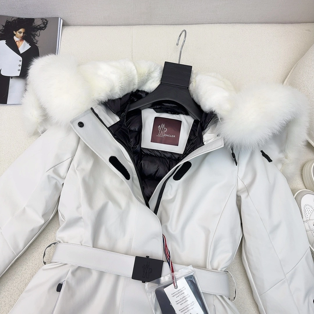 Moncler Down Jackets Packable 146378