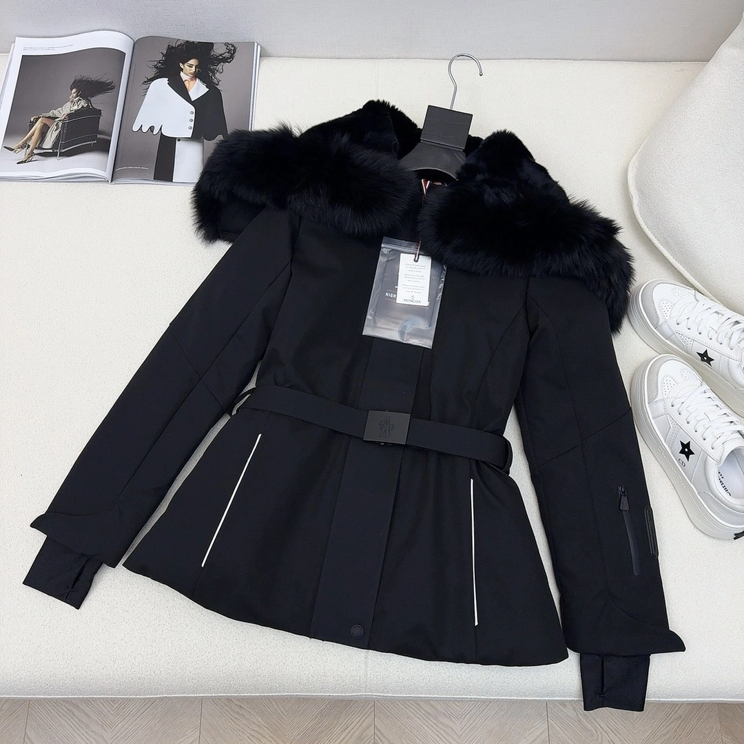 Sustainable Moncler Down Jackets 146375