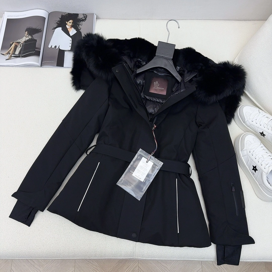 Sustainable Moncler Down Jackets 146375