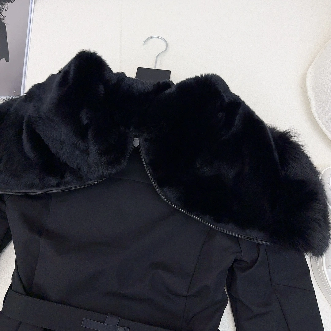 Sustainable Moncler Down Jackets 146375