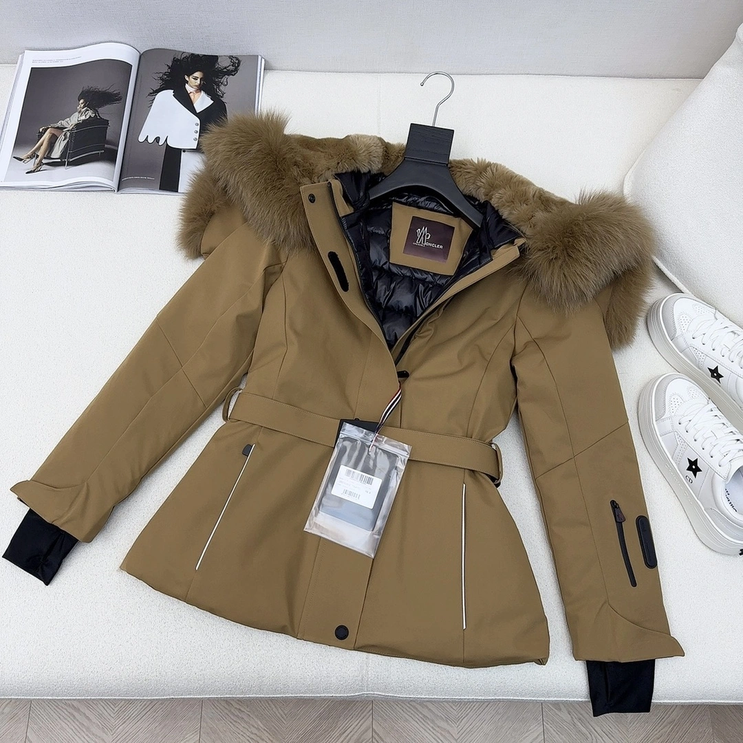 Moncler Down Jackets Sophisticated 146367