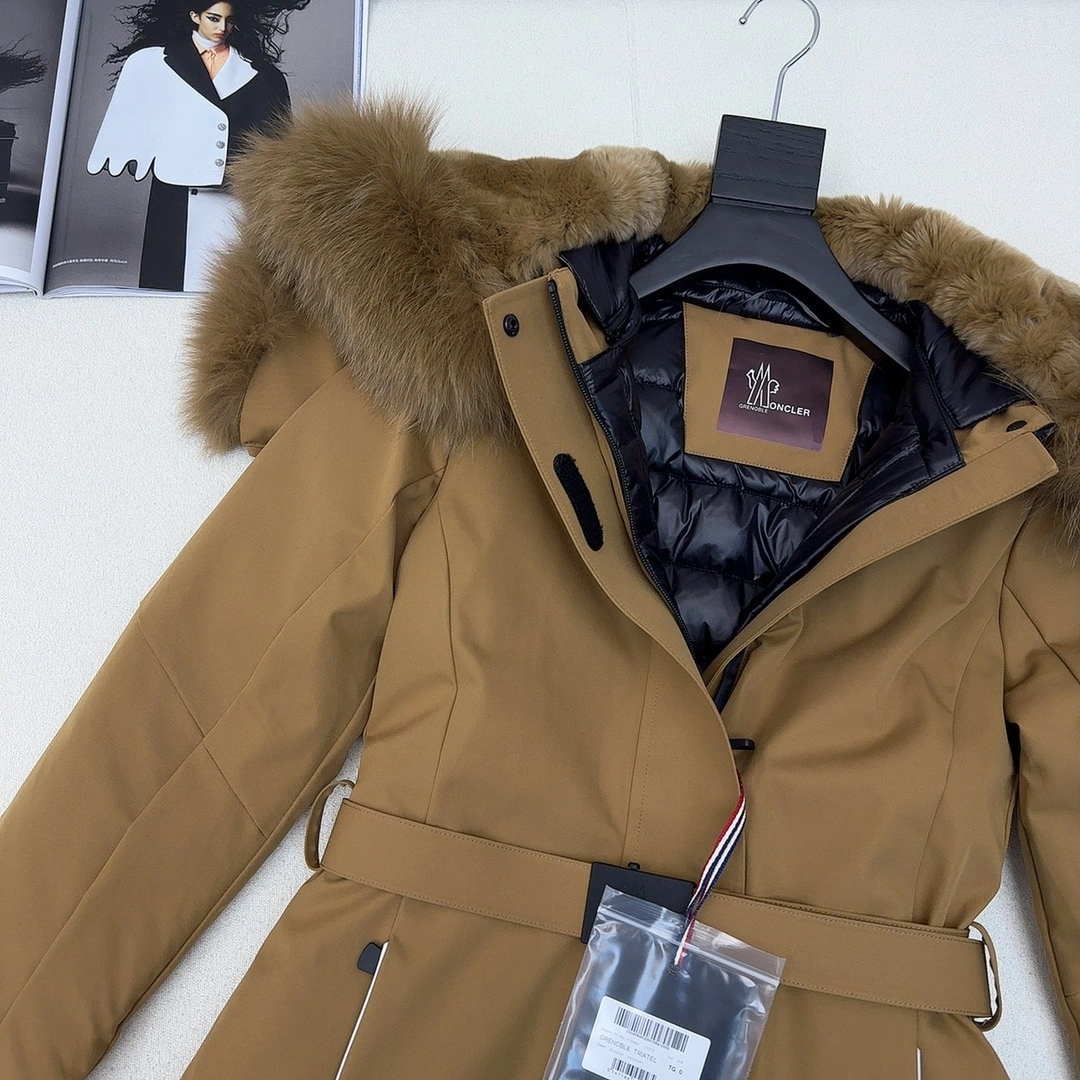 Moncler Down Jackets Sophisticated 146367