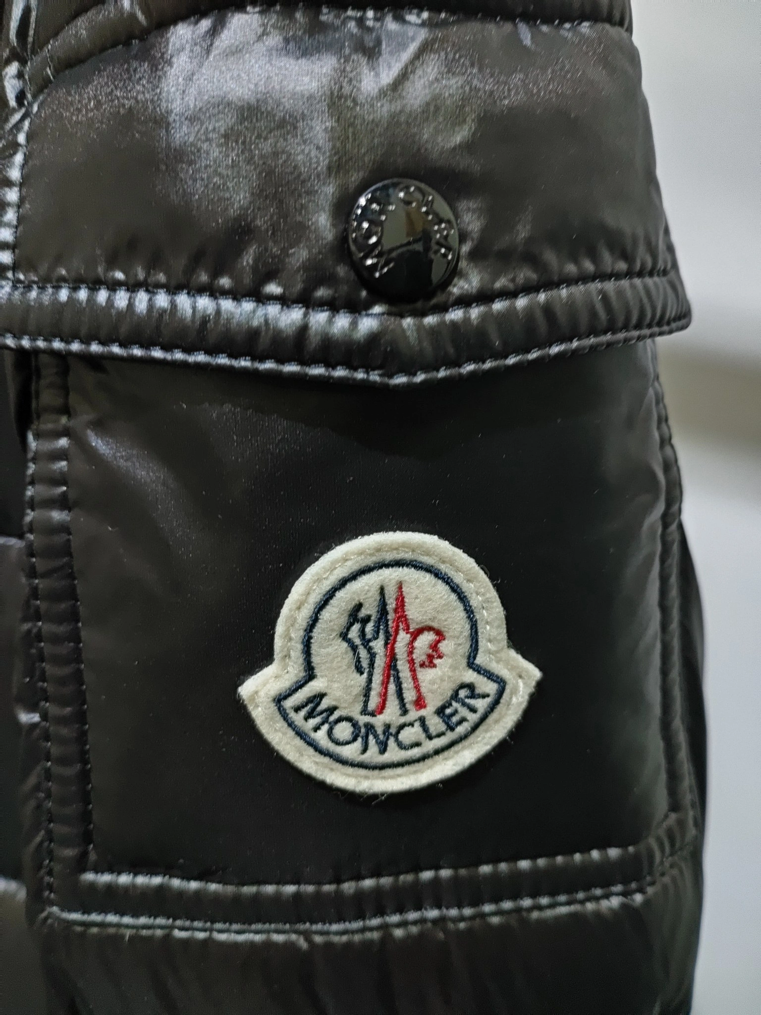 WaterResistant Moncler Down Jackets 146368