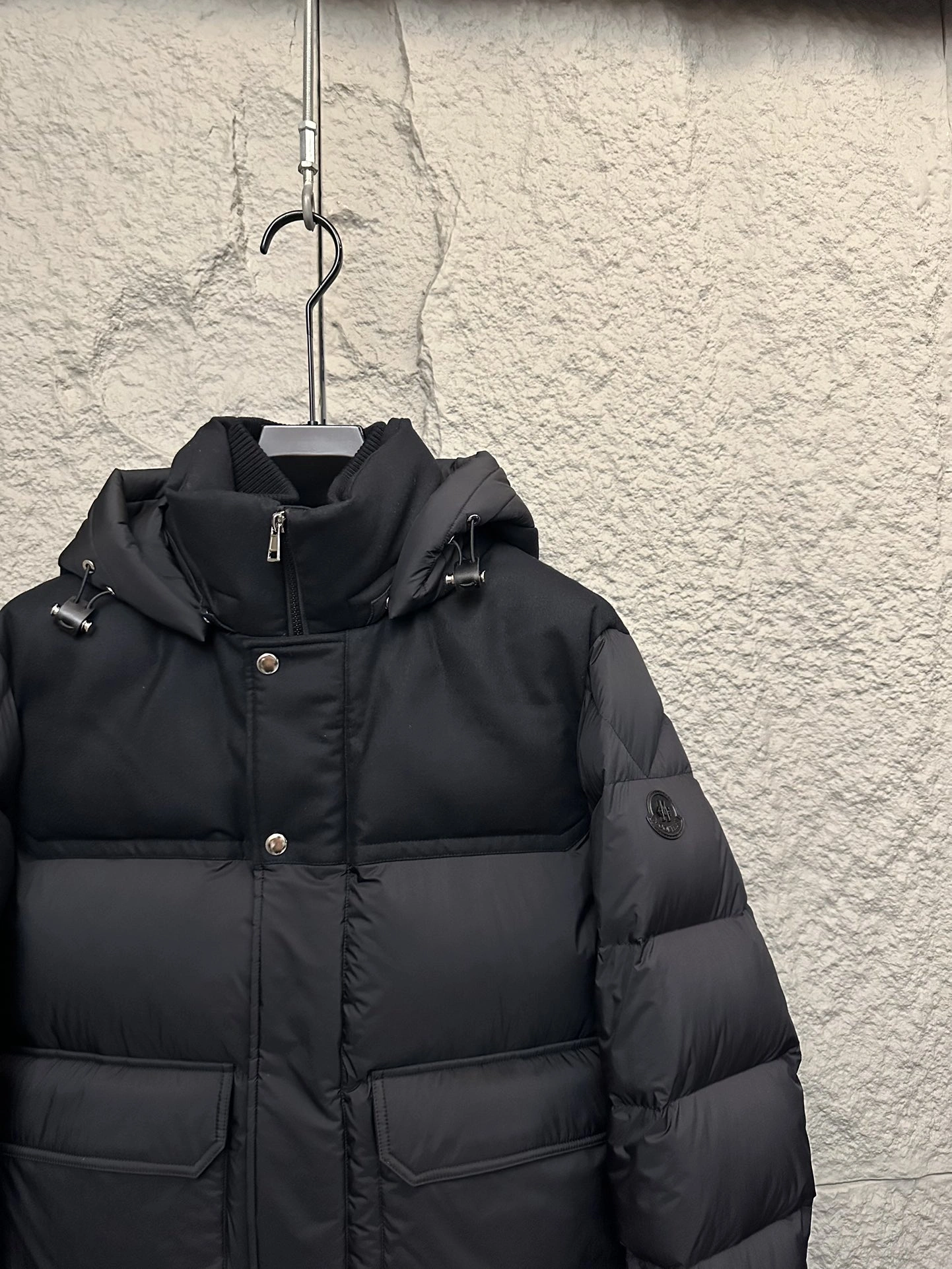 Bright Moncler Down Jackets 146370