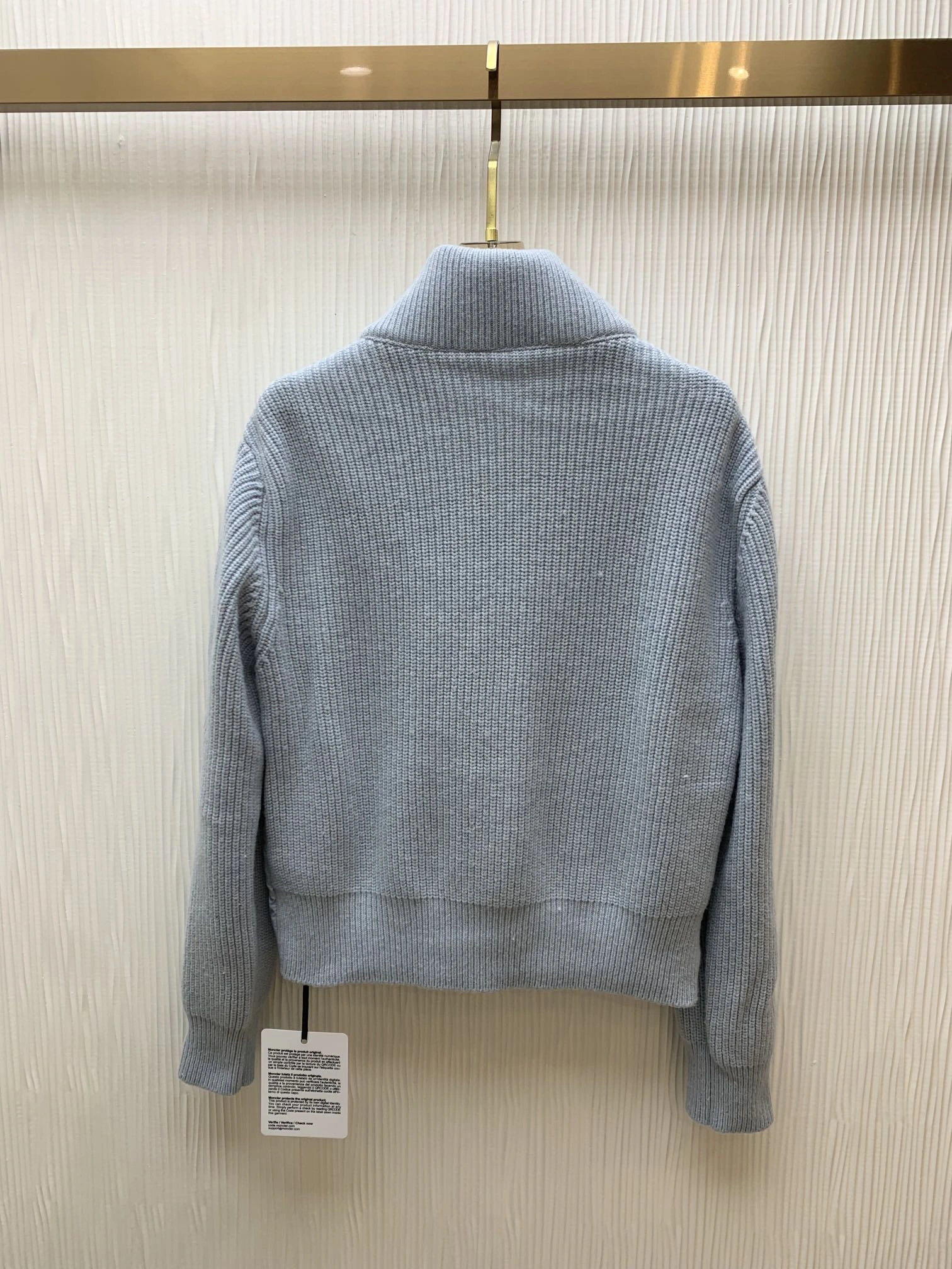 Moncler Down Jackets TravelReady 146364