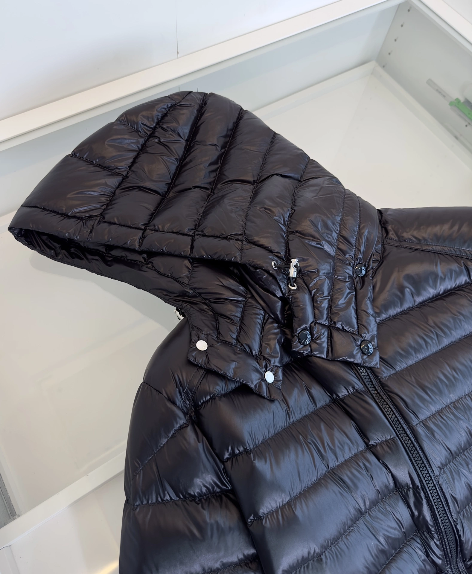 Durable Moncler Down Jackets 146384