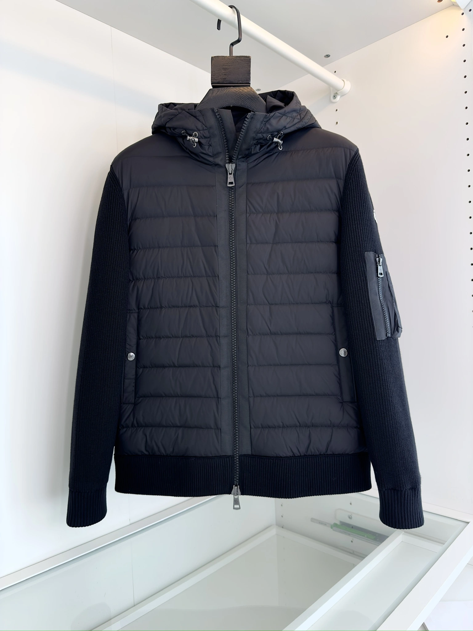 Trendsetting Moncler Down Jackets 146363