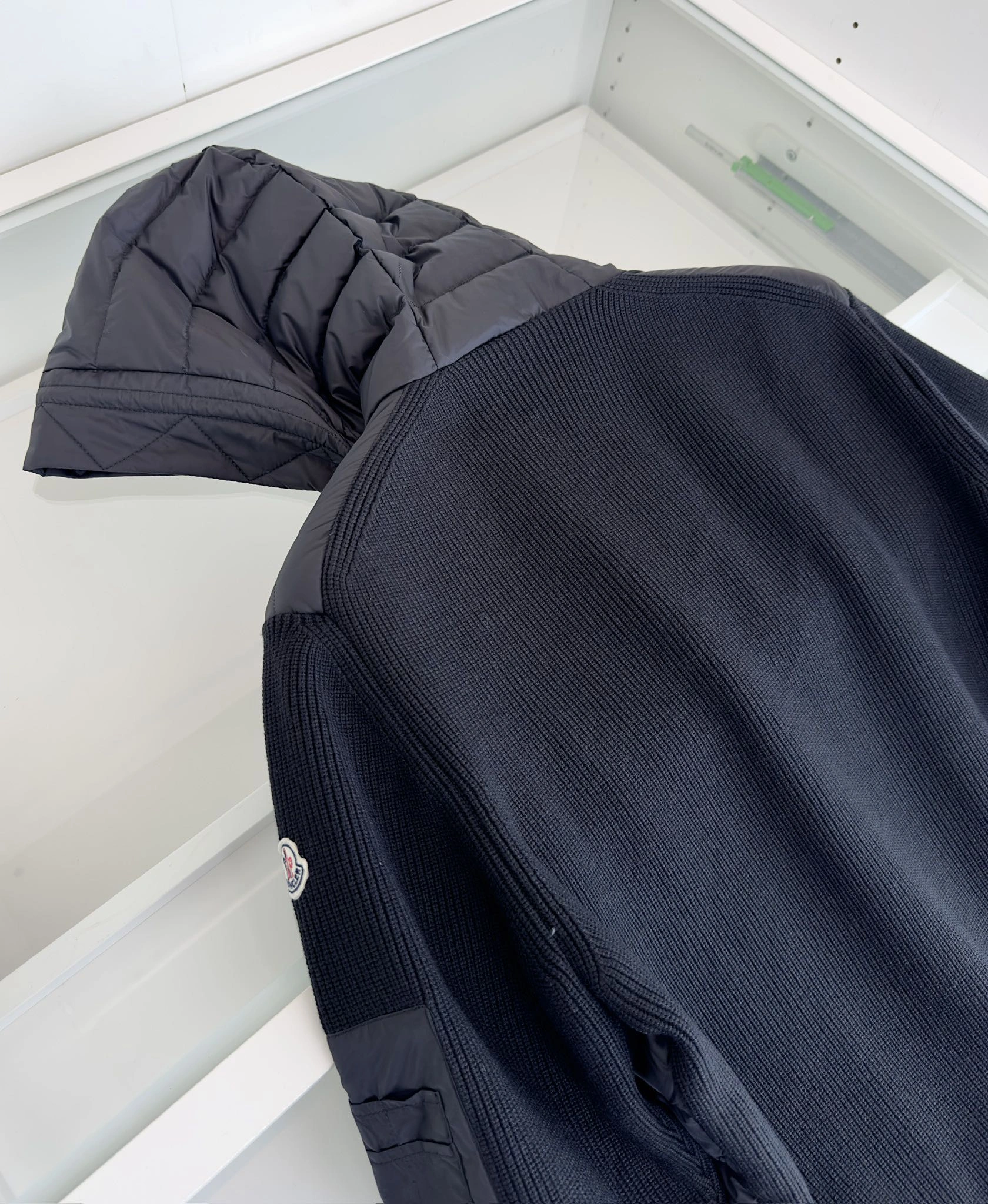 Trendsetting Moncler Down Jackets 146363