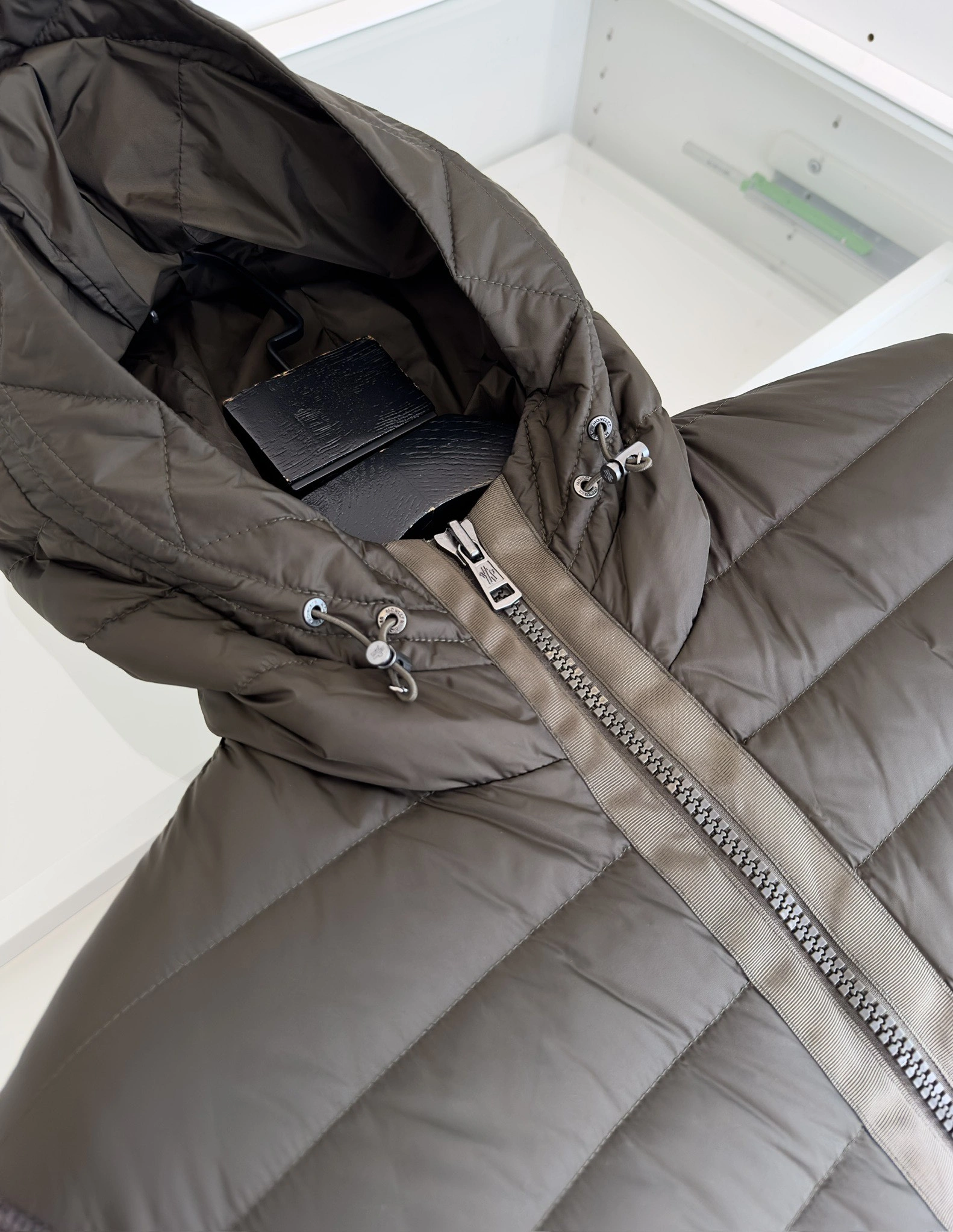 Popular Moncler Down Jackets 146359
