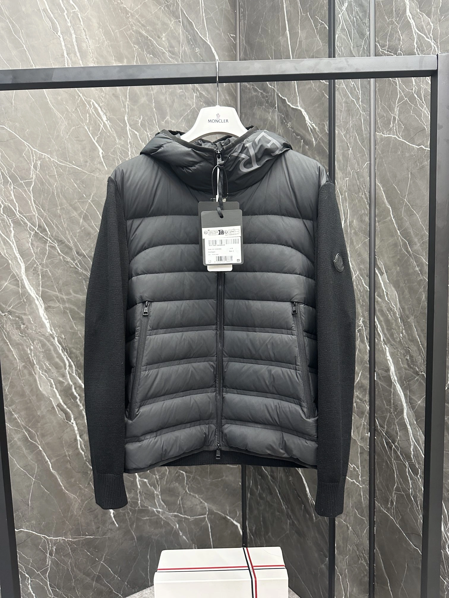 Bright Moncler Down Jackets 146386
