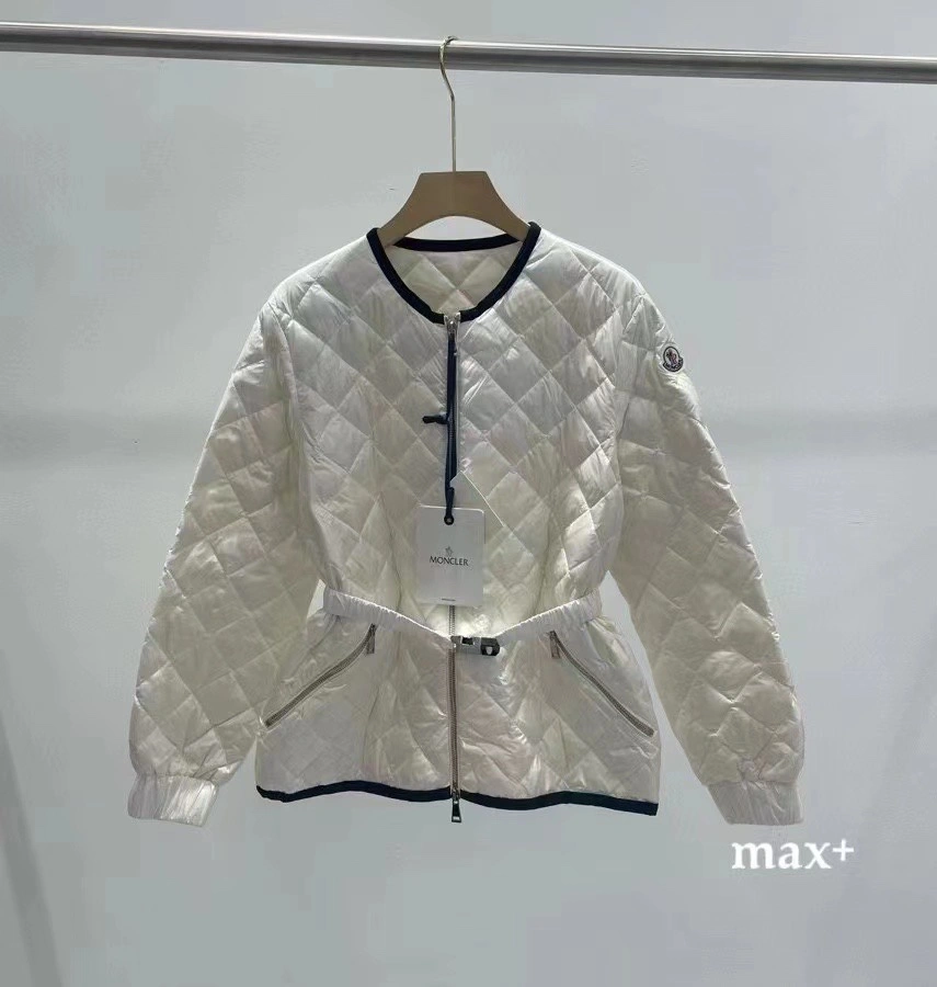 Moncler Down Jackets Bold 146362