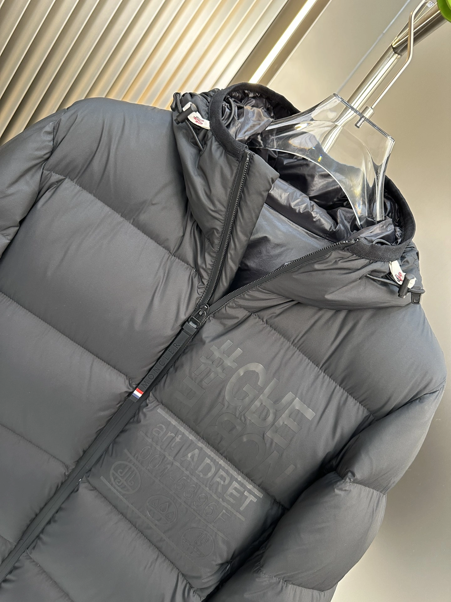 Neat Moncler Down Jackets 146369