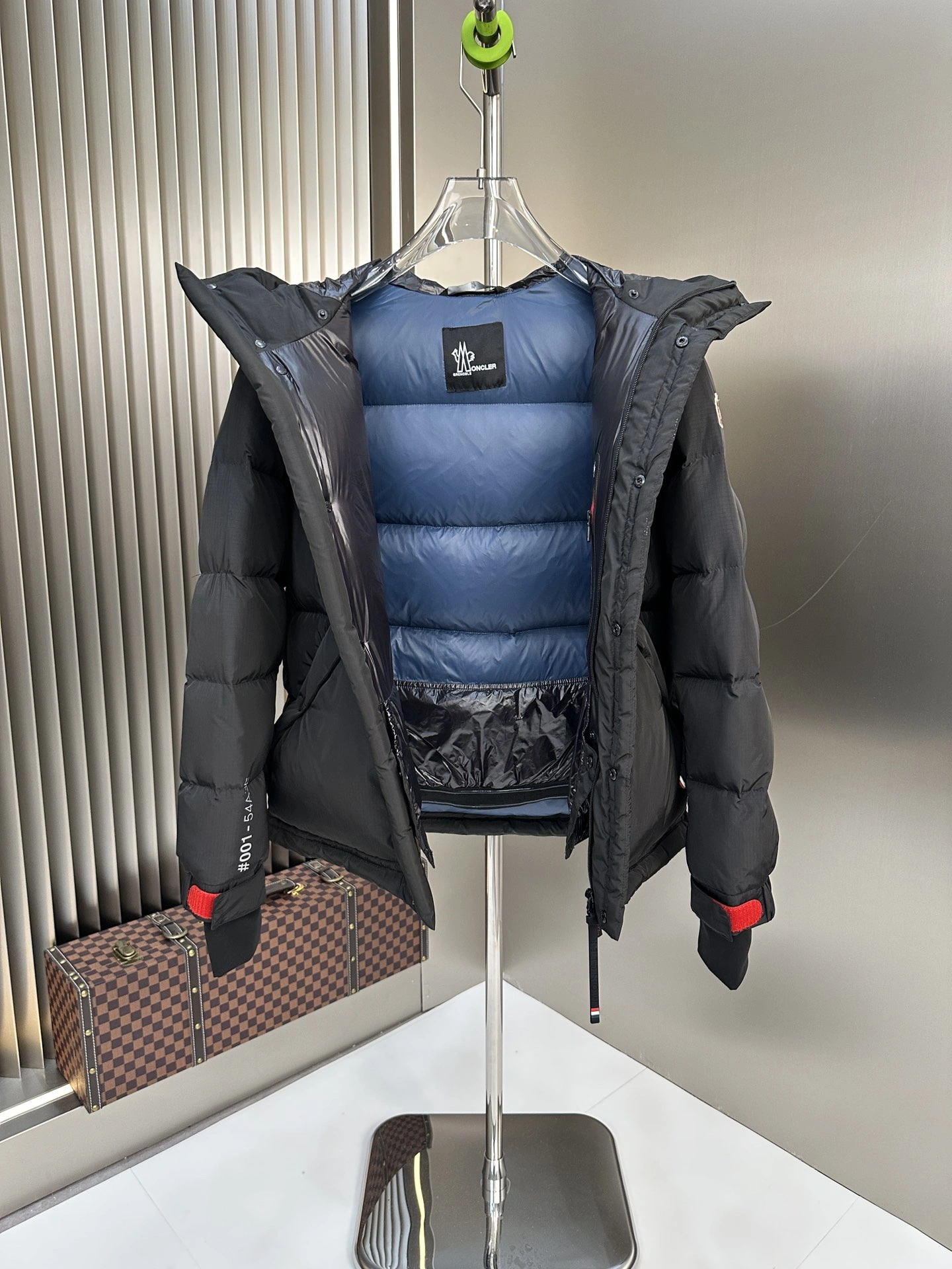 GoodFit Moncler Down Jackets 146373
