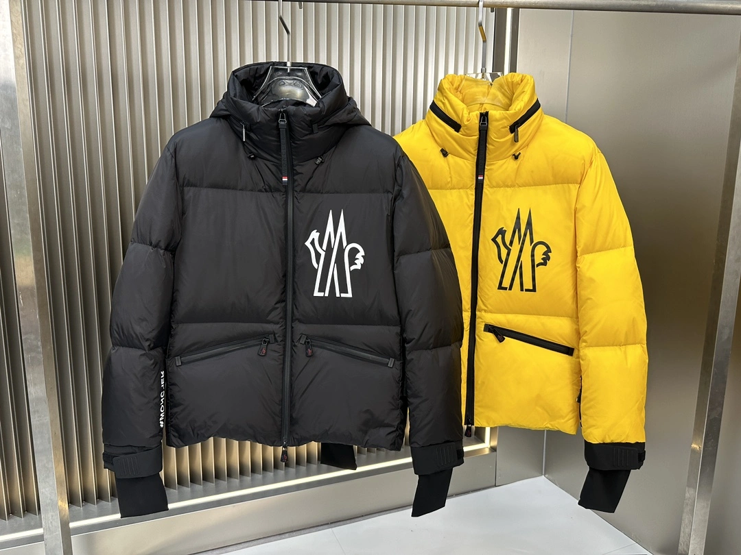 Moncler Down Jackets Soft 146357