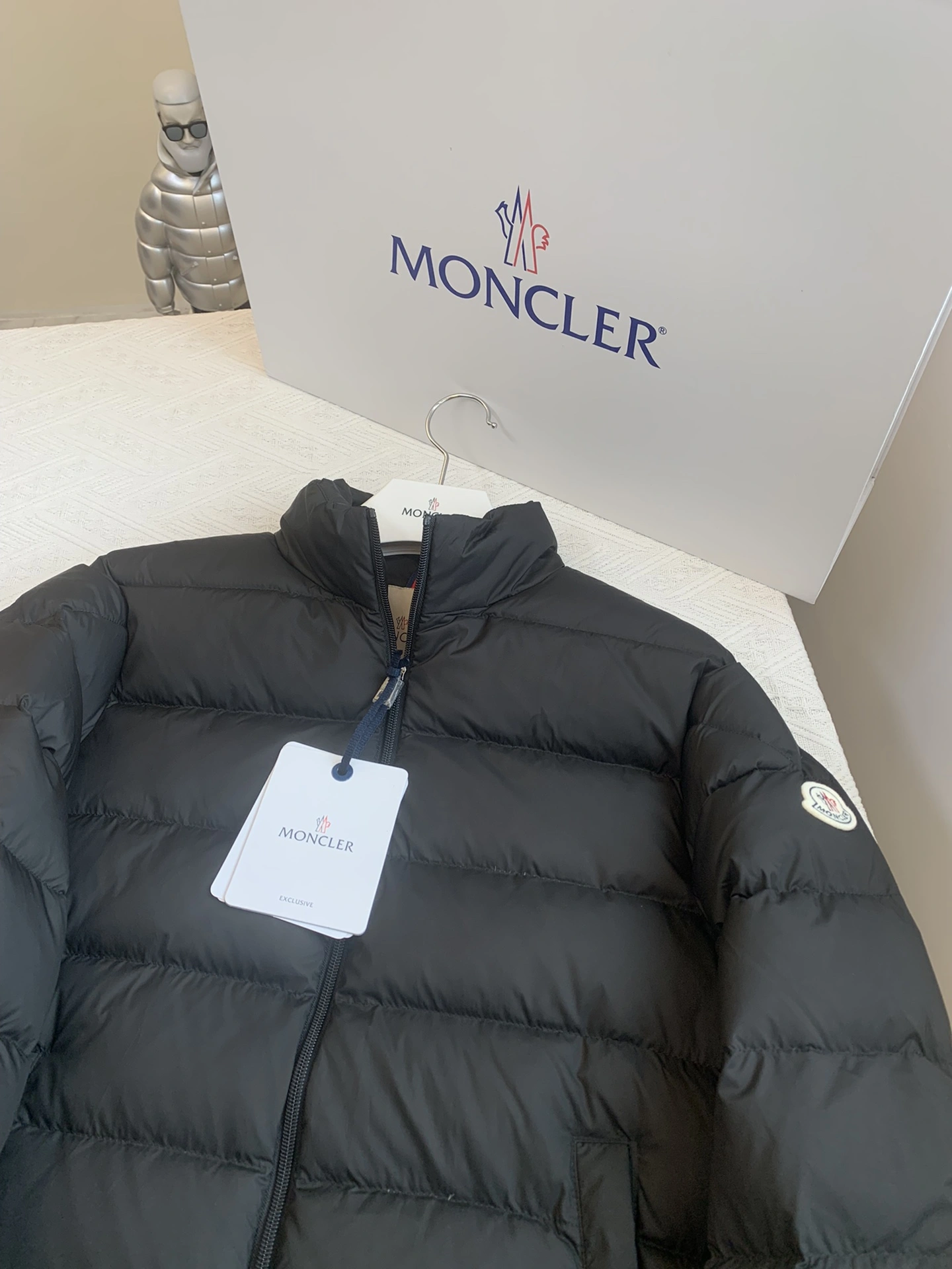 Moncler Down Jackets Efficient 146343