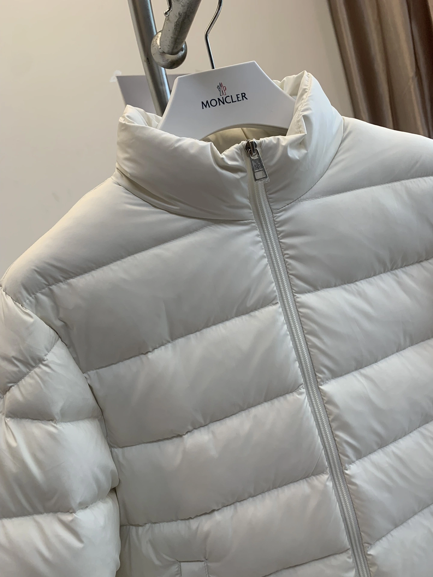 Moncler Down Jackets Fashionable 146340