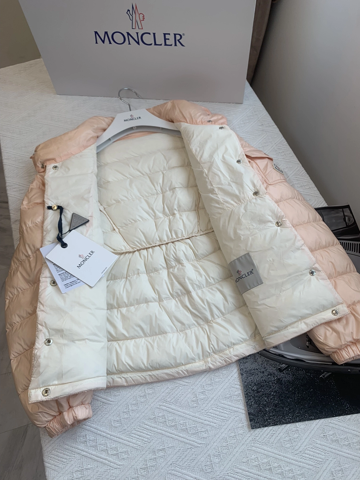 Moncler Down Jackets Tailored 146331