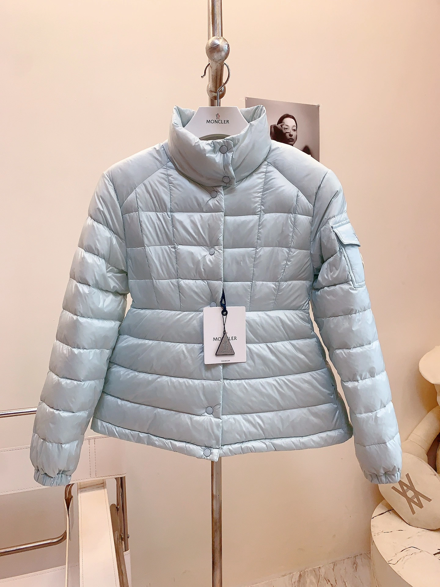 Neat Moncler Down Jackets 146335