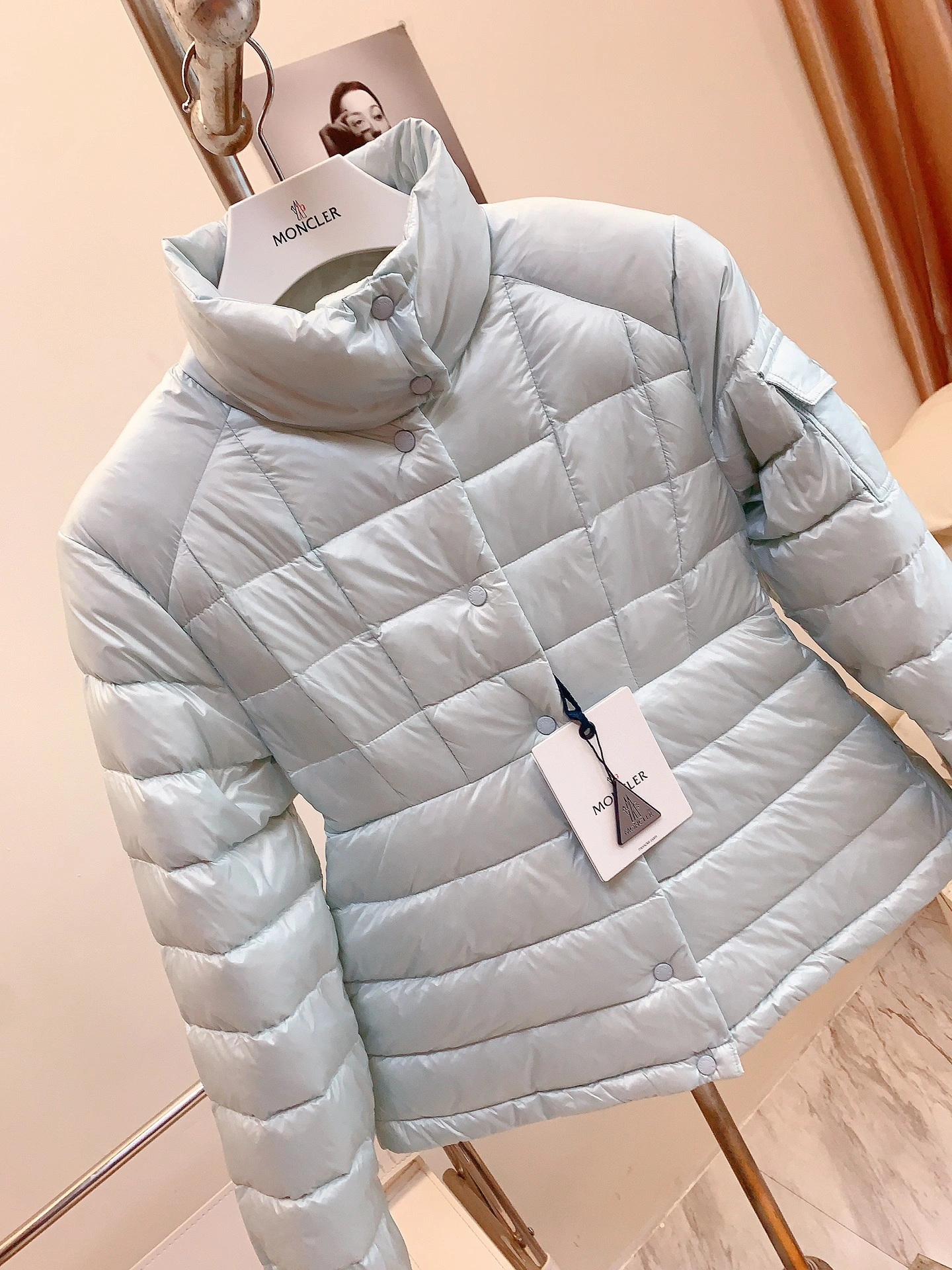 Neat Moncler Down Jackets 146335