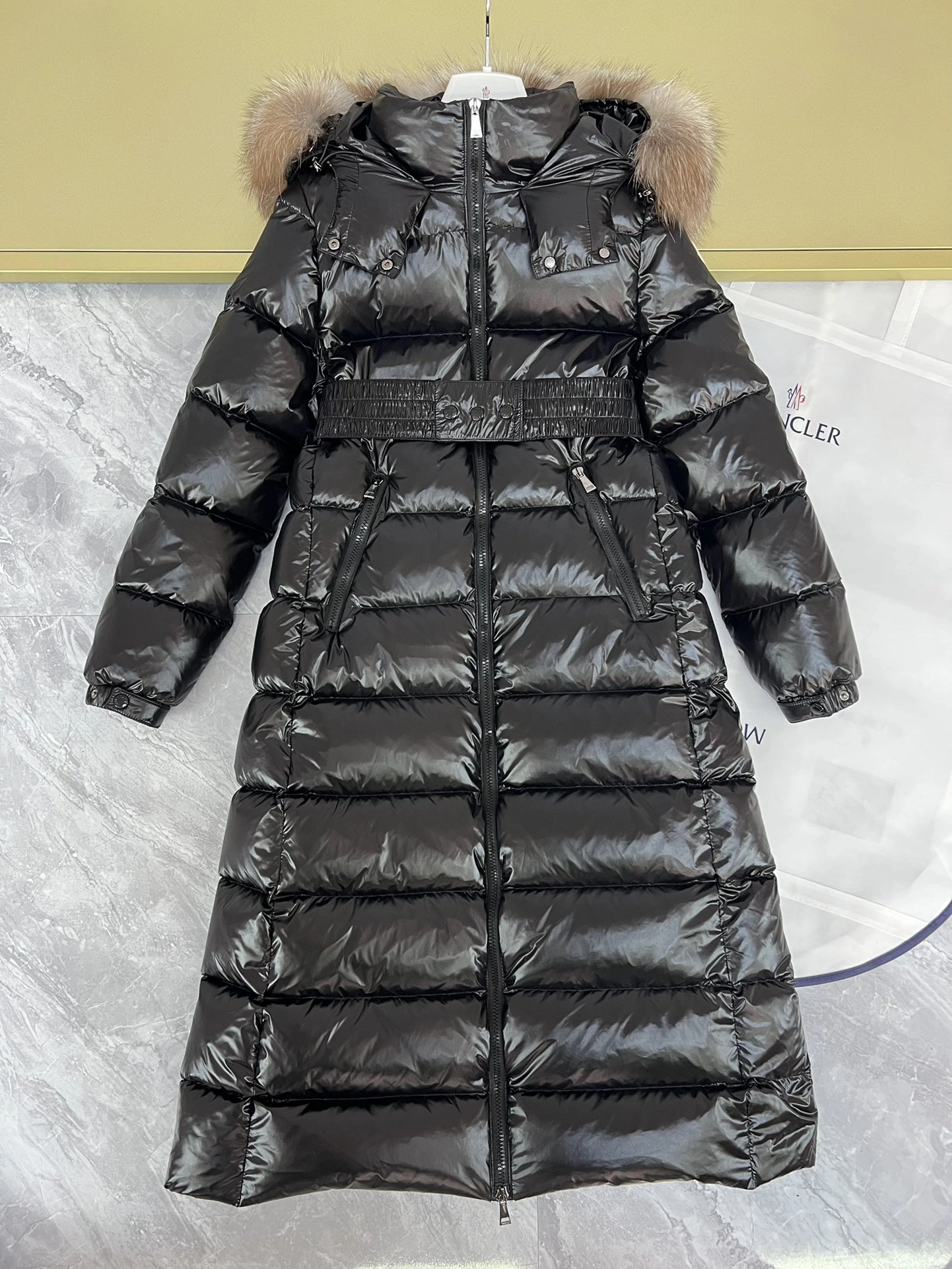 Moncler Down Jackets Efficient 146346