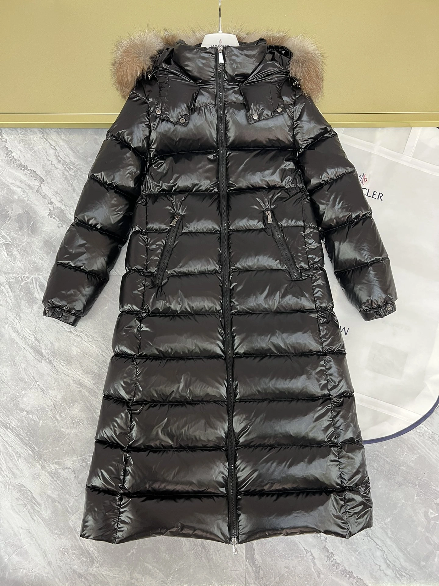 Moncler Down Jackets Efficient 146346