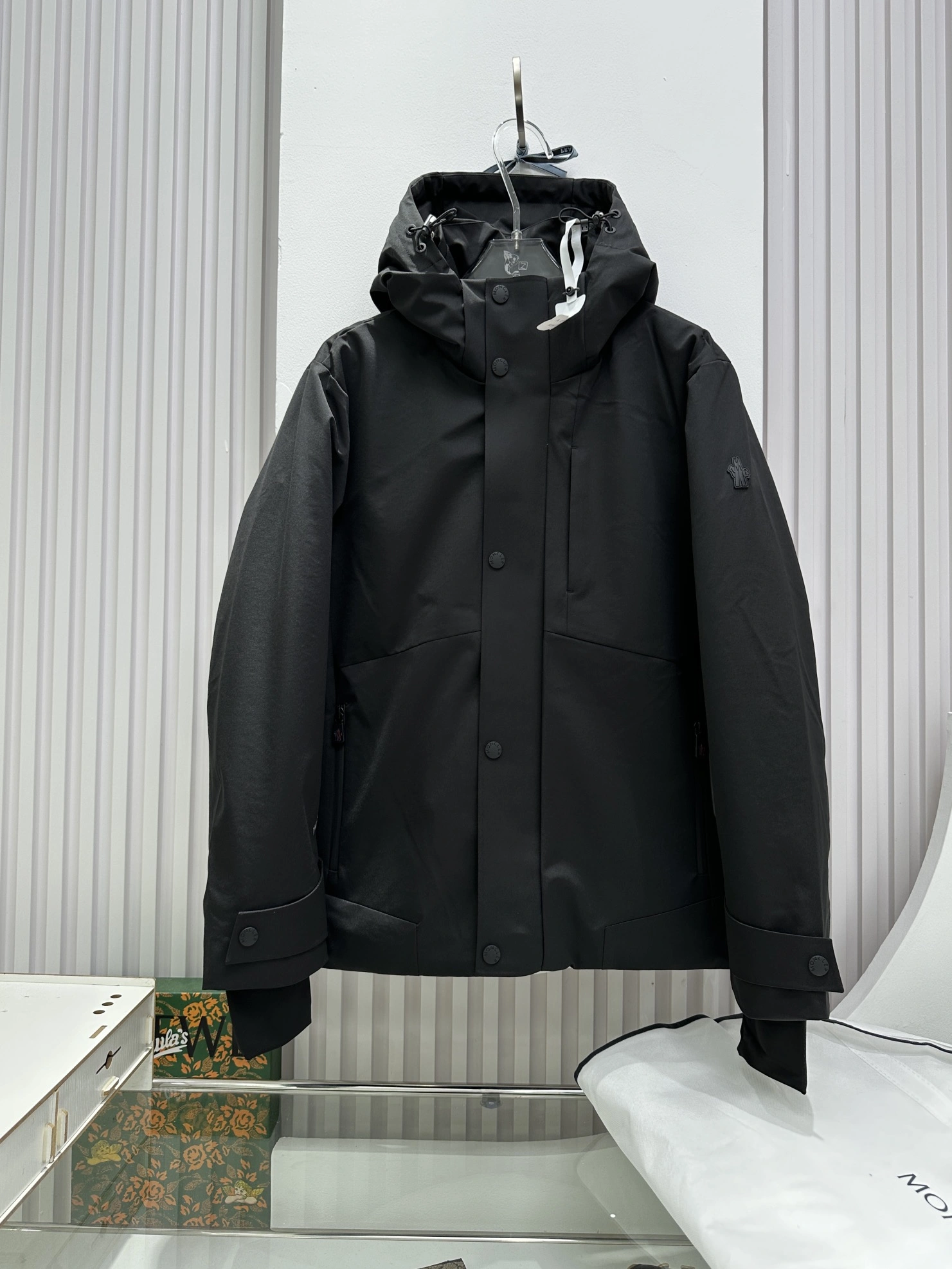 Moncler Down Jackets Timeless 146330