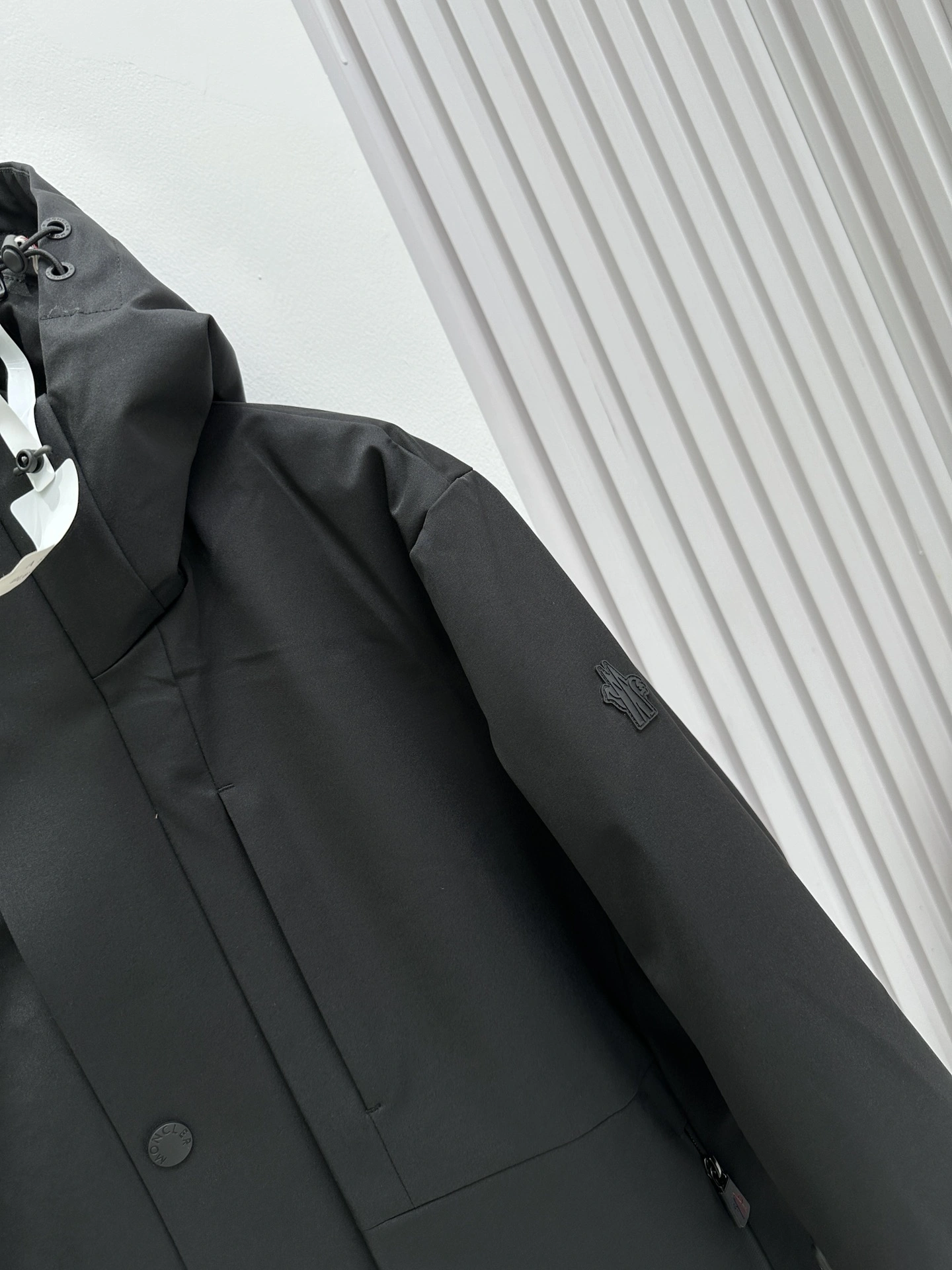 Moncler Down Jackets Timeless 146330