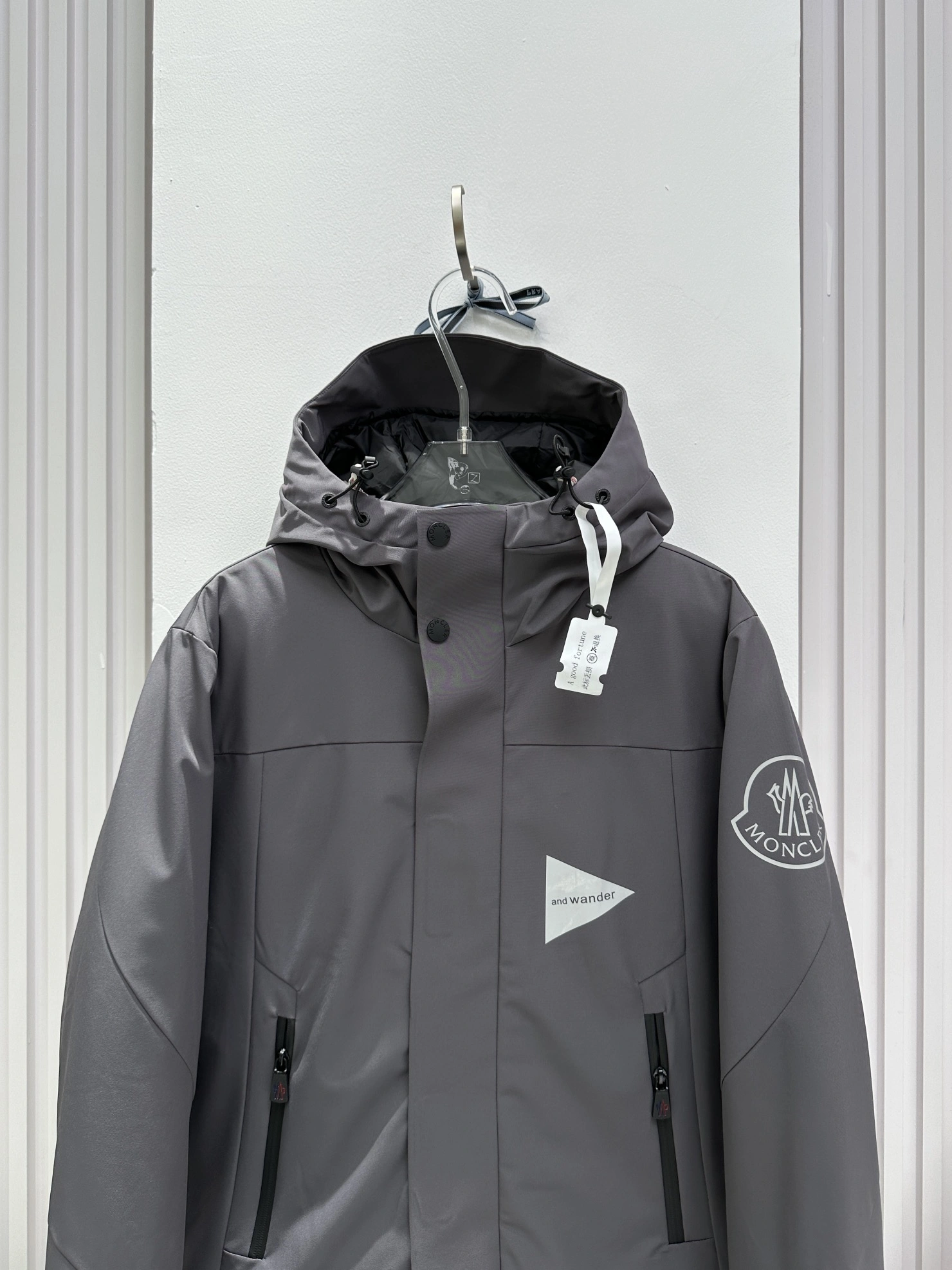 Flexible Moncler Down Jackets 146337