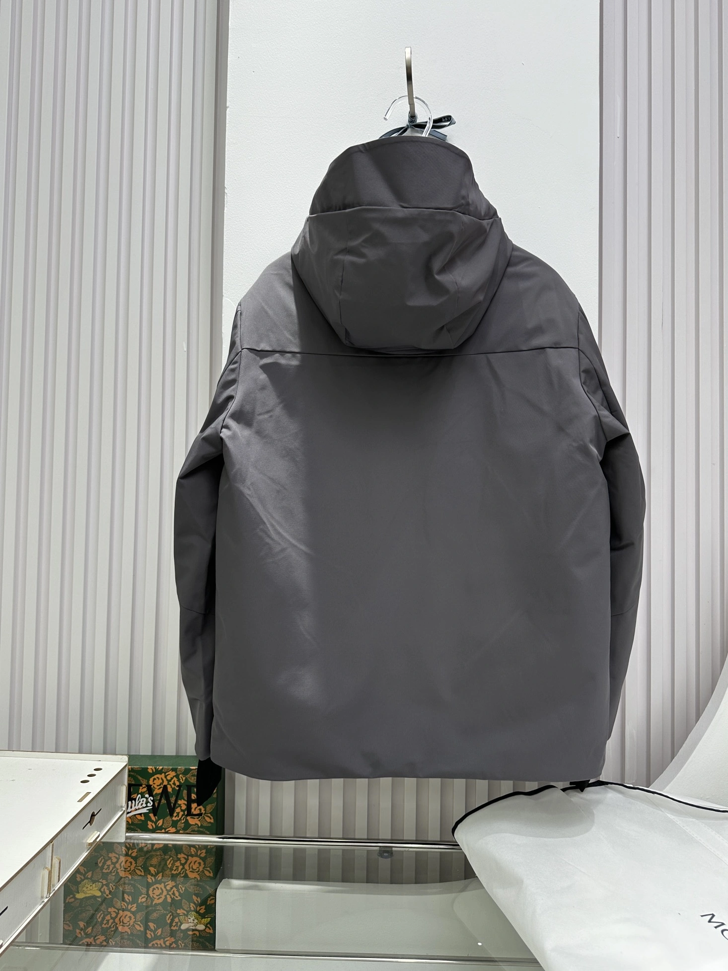 Flexible Moncler Down Jackets 146337
