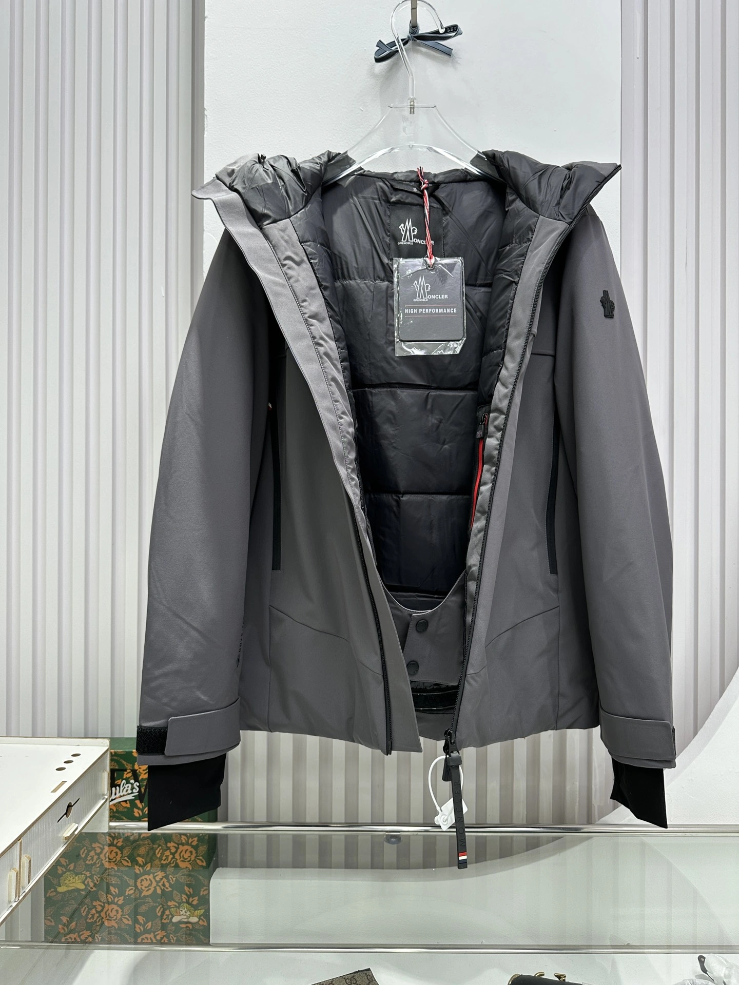 Moncler Down Jackets FashionForward 146336