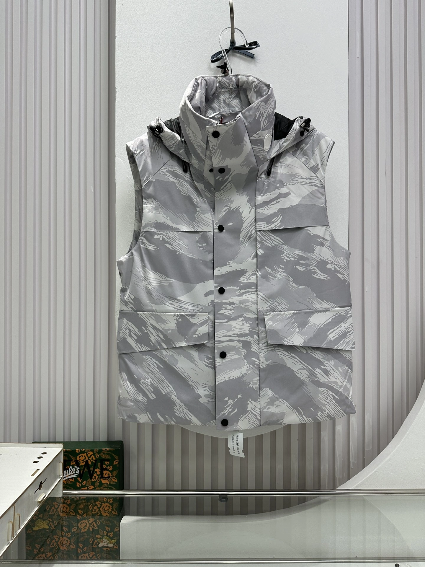 Moncler Down Jackets Affordable 146325