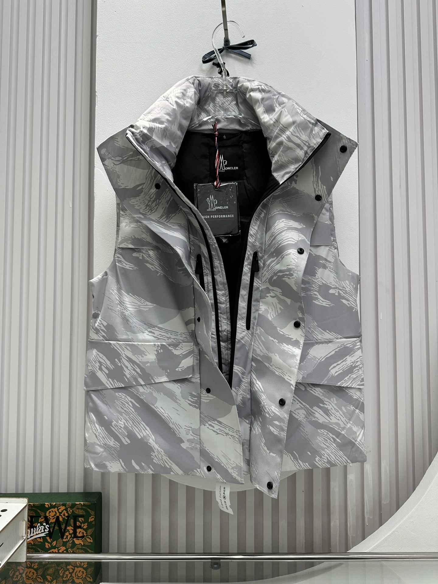 Moncler Down Jackets Affordable 146325