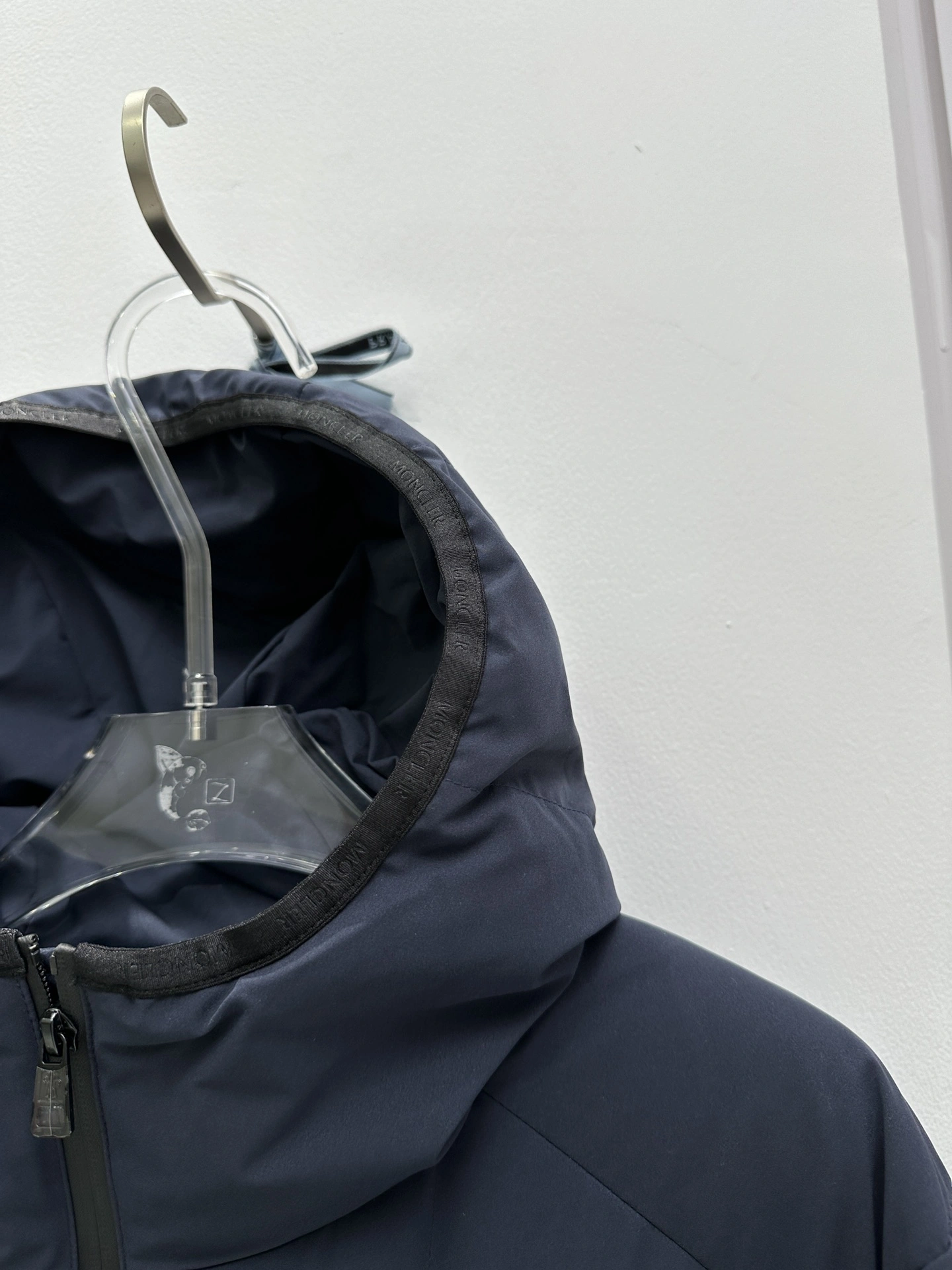 Moncler Down Jackets Sophisticated 146344