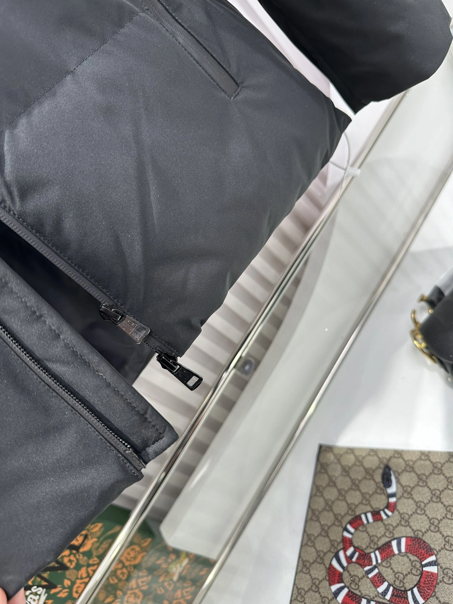 Premium Moncler Down Jackets 146326