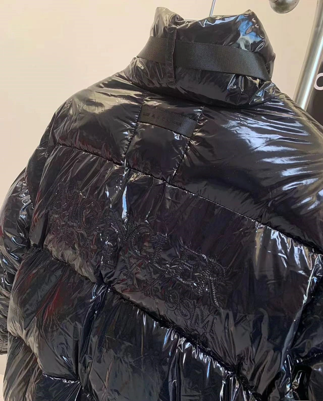 Moncler Down Jackets Flexible 146327