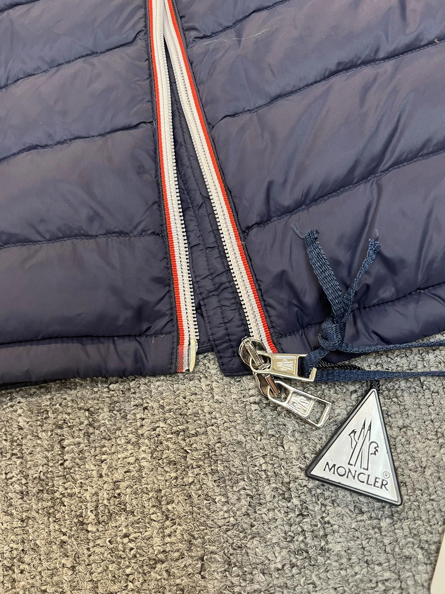 Moncler Down Jackets TechFriendly 146333