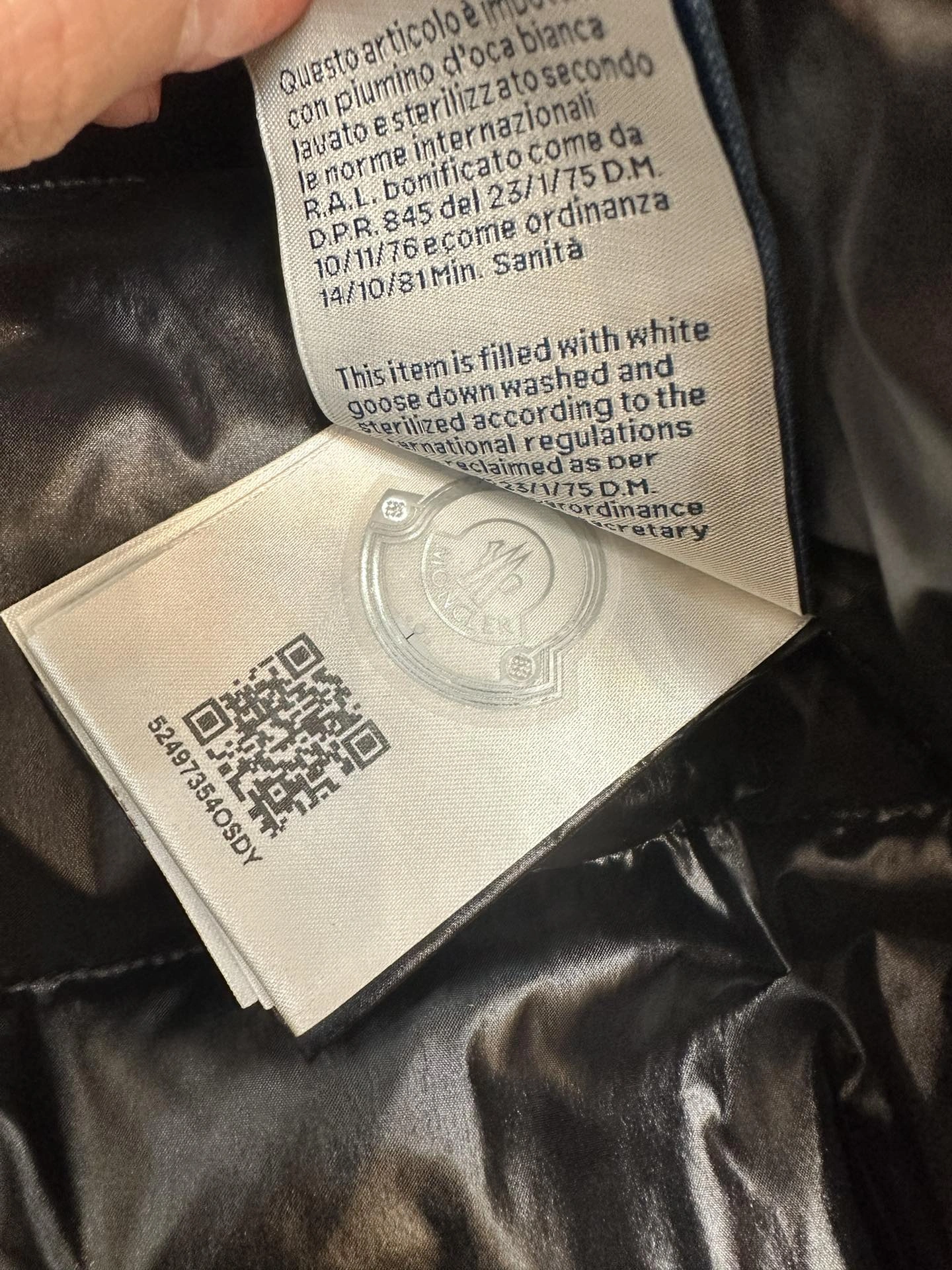 Moncler Down Jackets FreshLook 146323