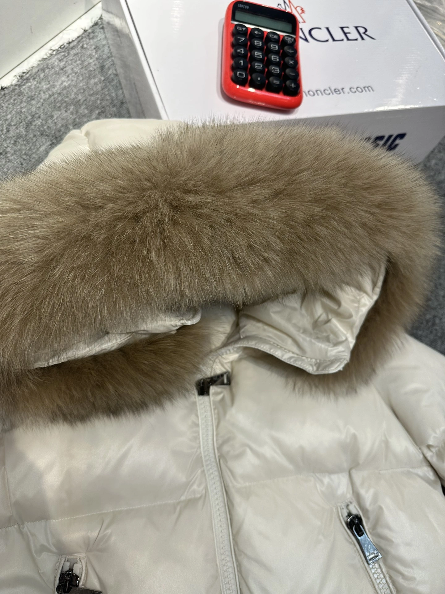 Moncler Down Jackets OnTrend 146319