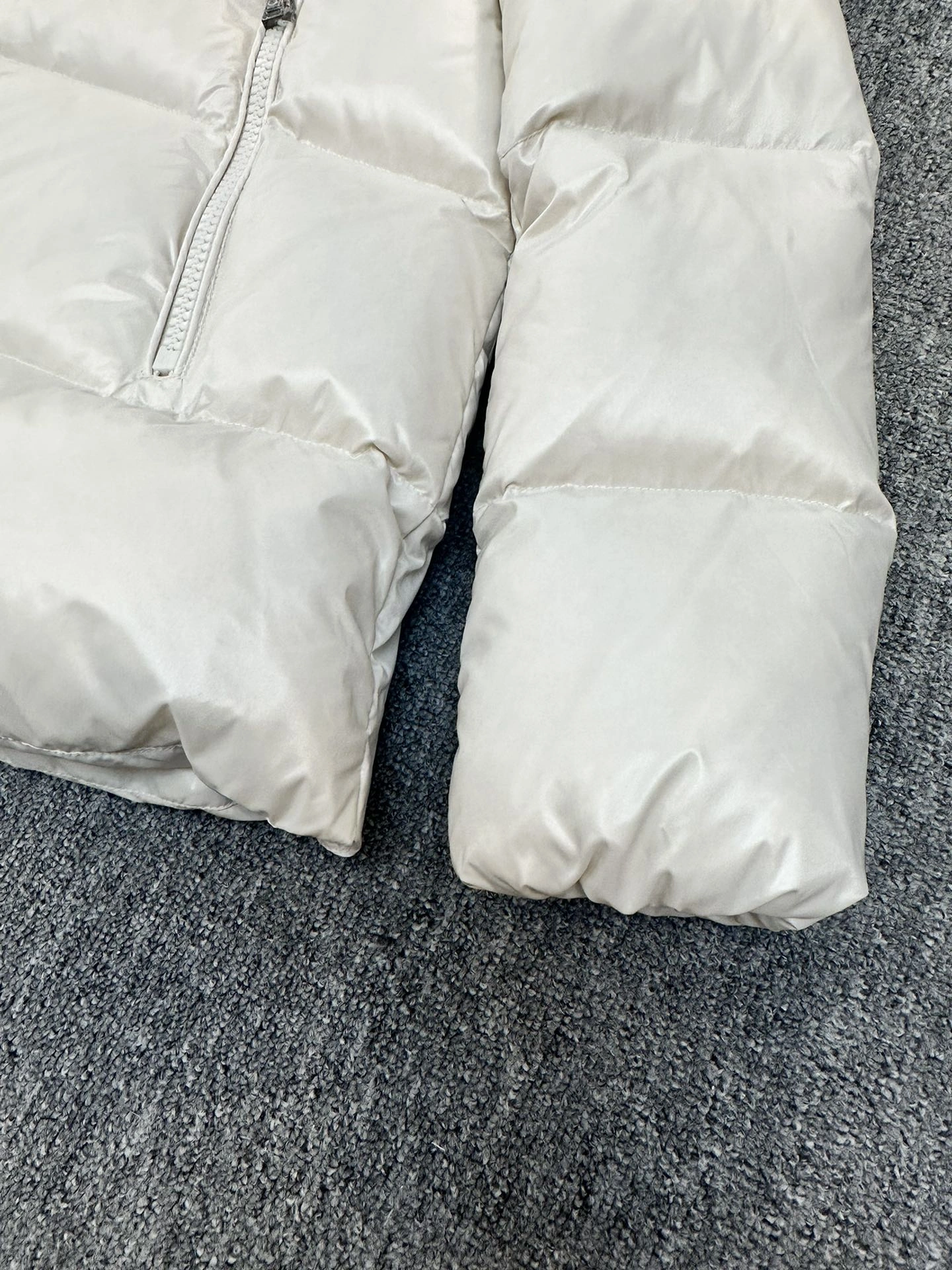 Moncler Down Jackets OnTrend 146319