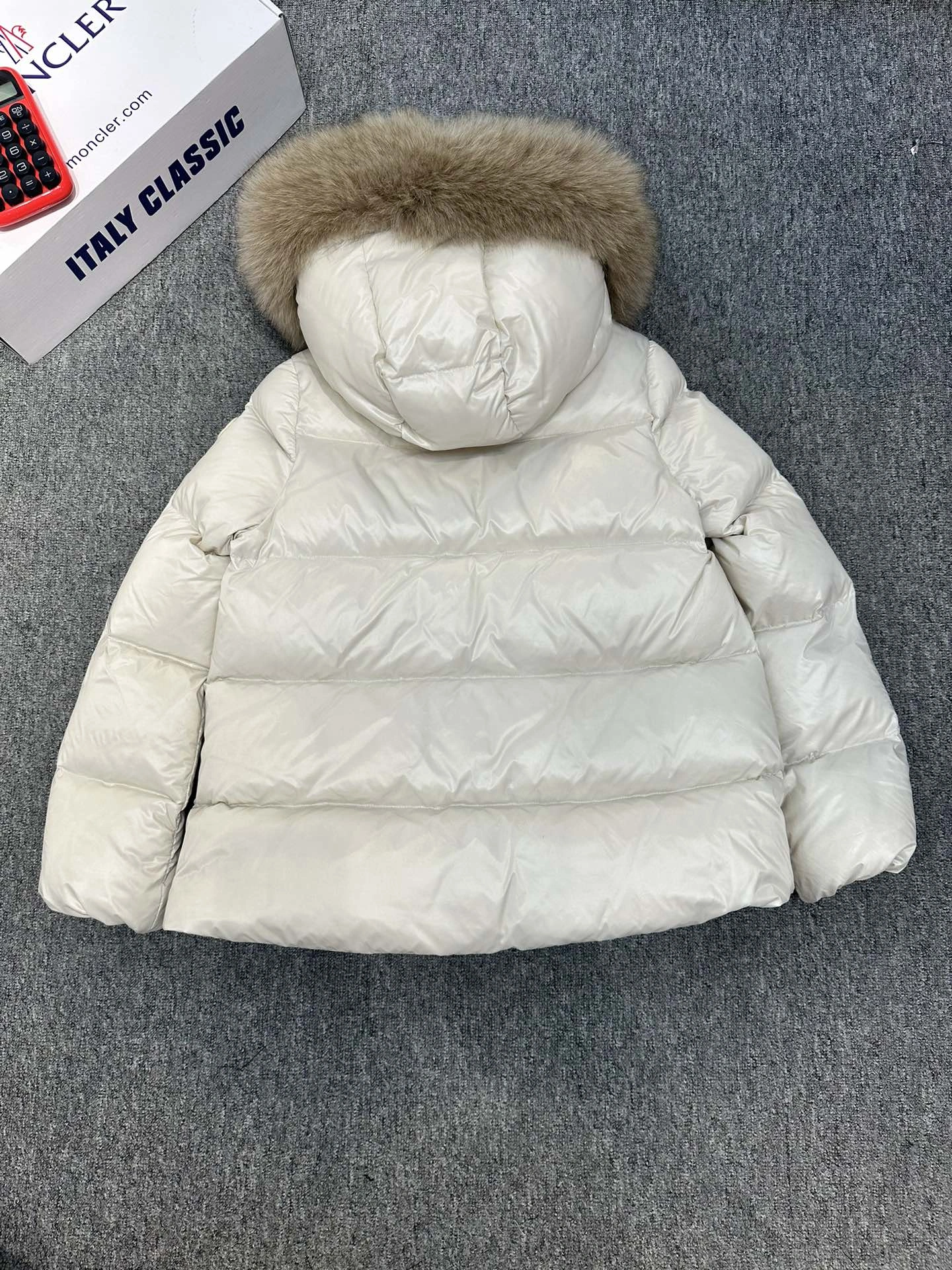 Moncler Down Jackets OnTrend 146319